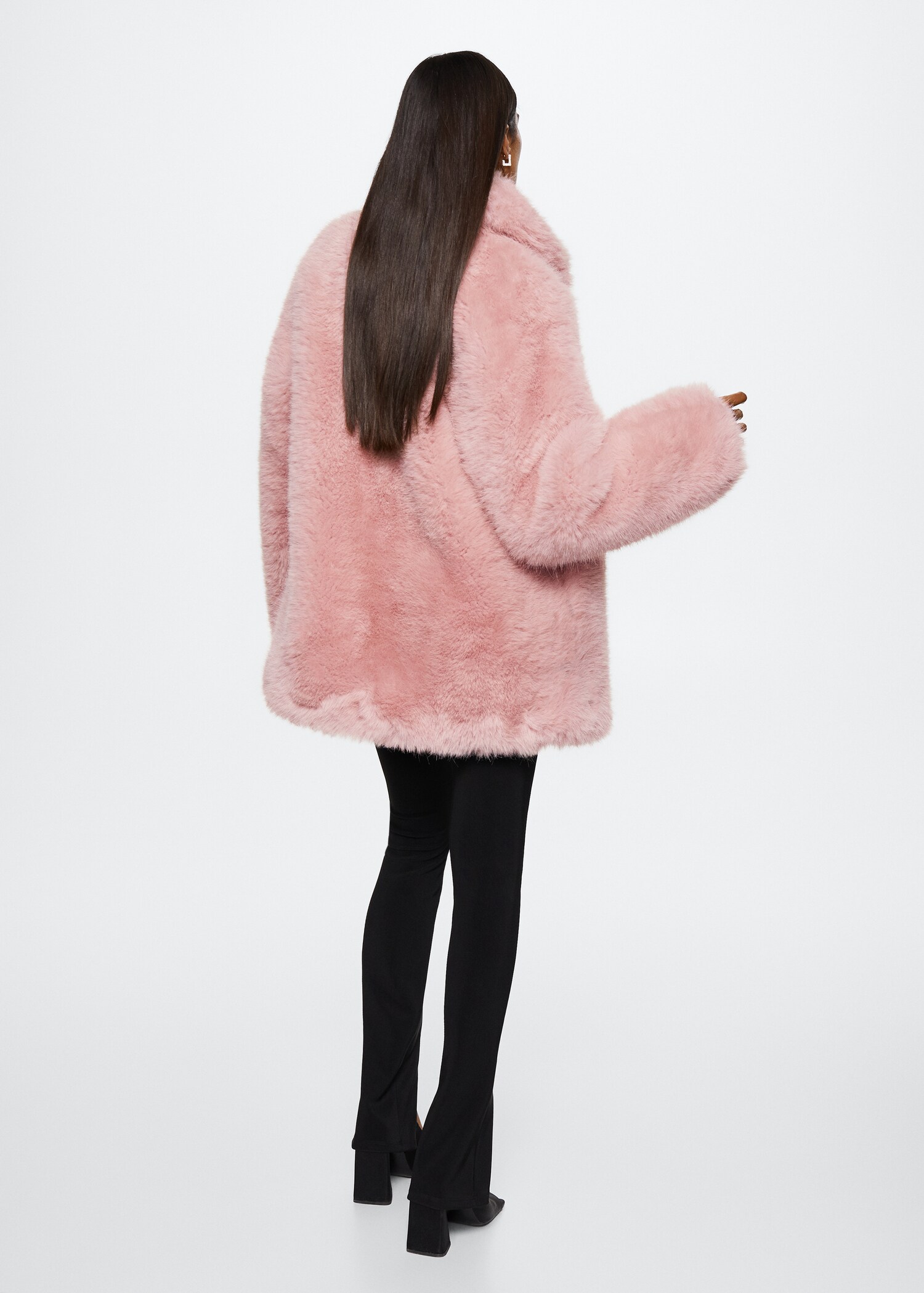 Manteau oversize en fausse fourrure - Verso de l’article