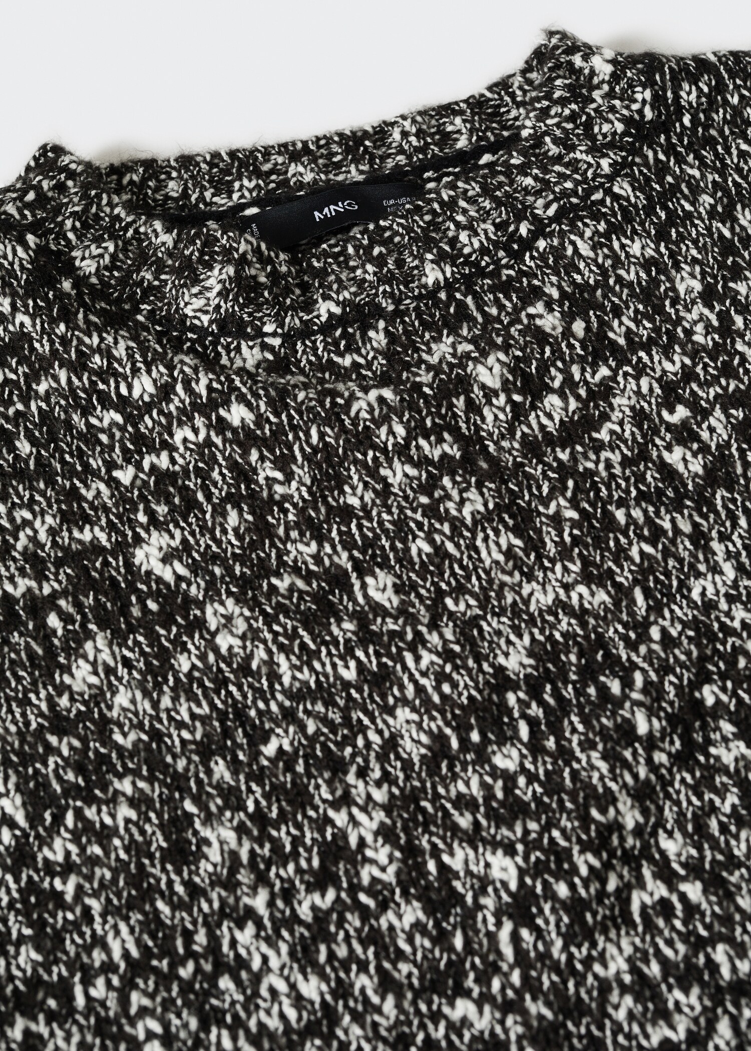 Camisola jaspeada com gola redonda - Pormenor do artigo 8