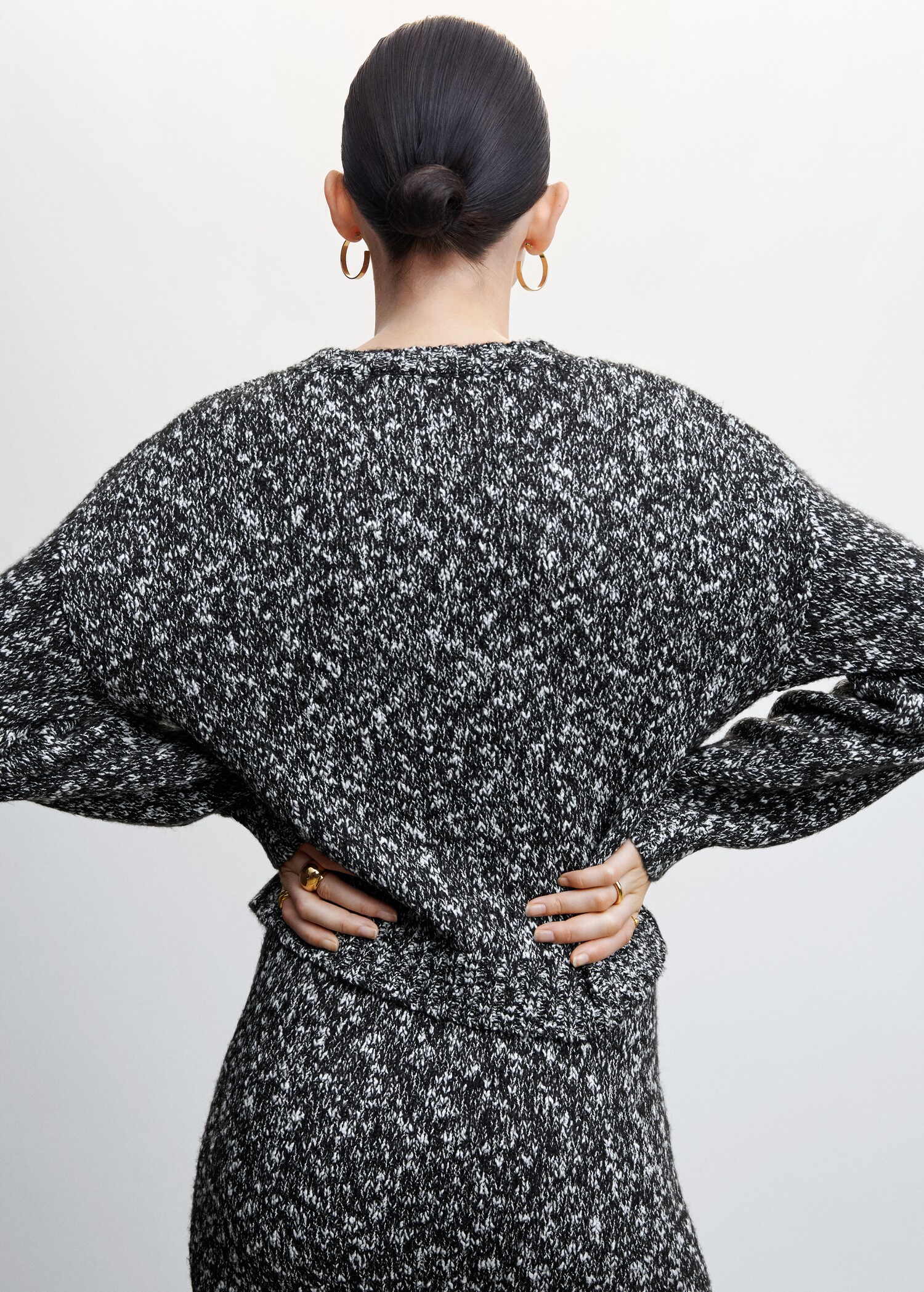 Camisola jaspeada com gola redonda - Verso do artigo