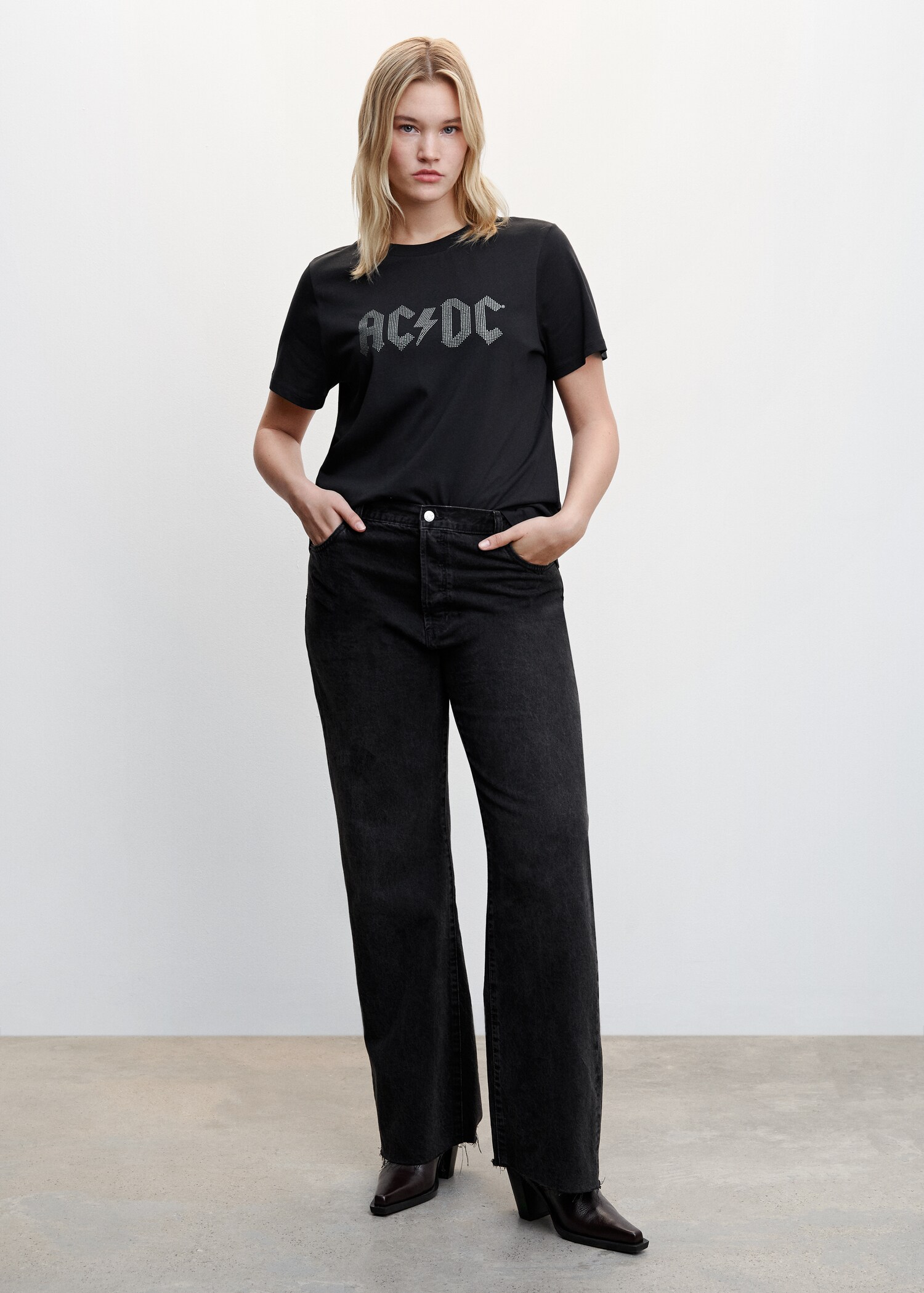 ACDC t-shirt - Details of the article 3