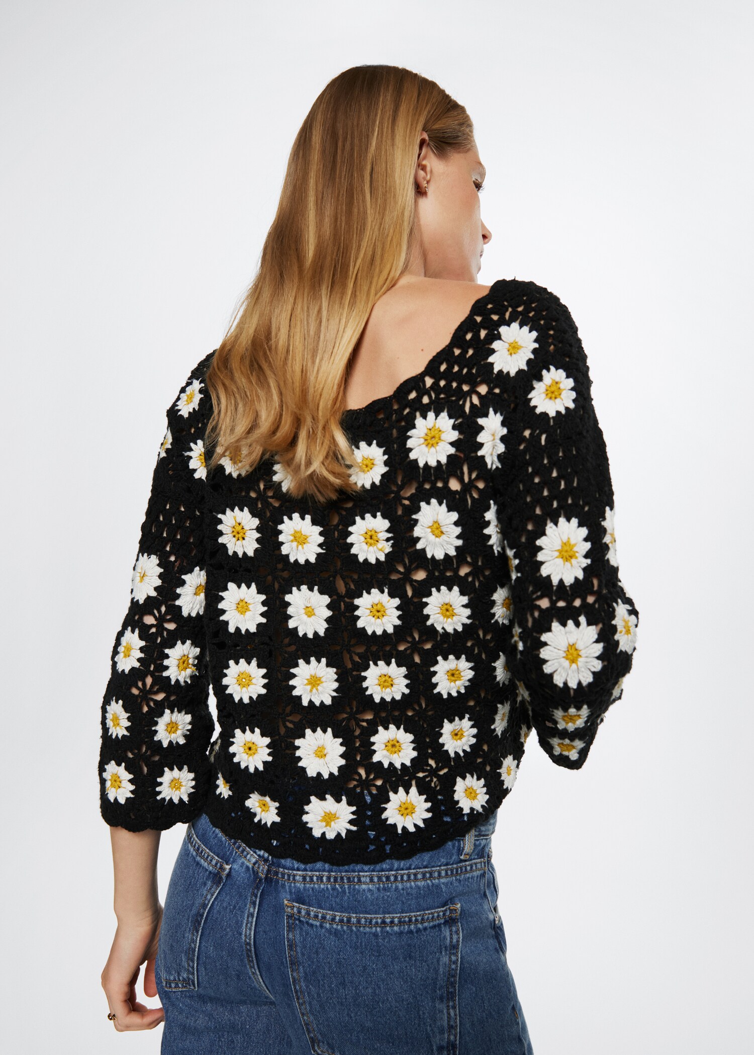 Daisy crochet sweater - Reverse of the article
