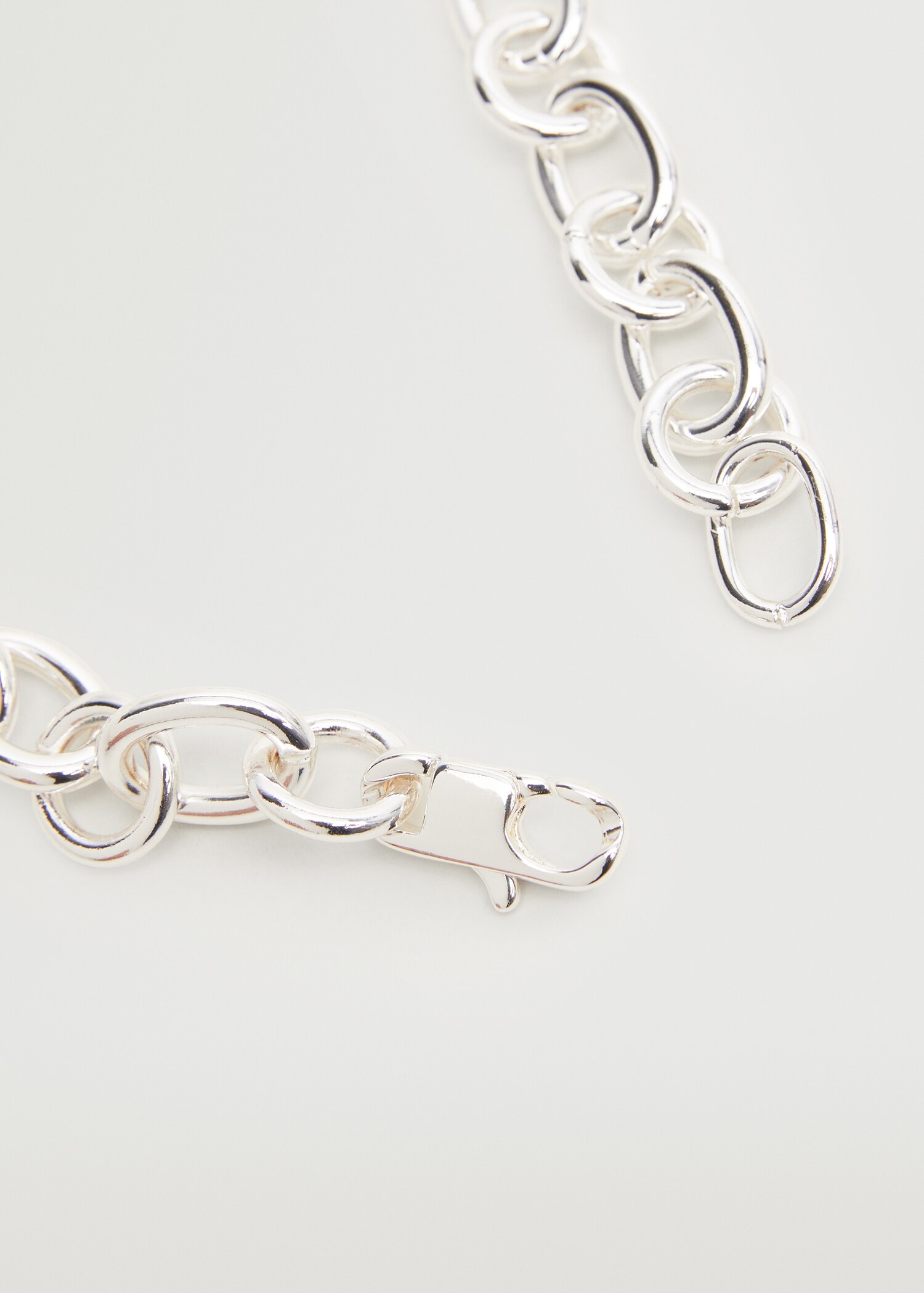 Bead chain necklace - Details of the article 2