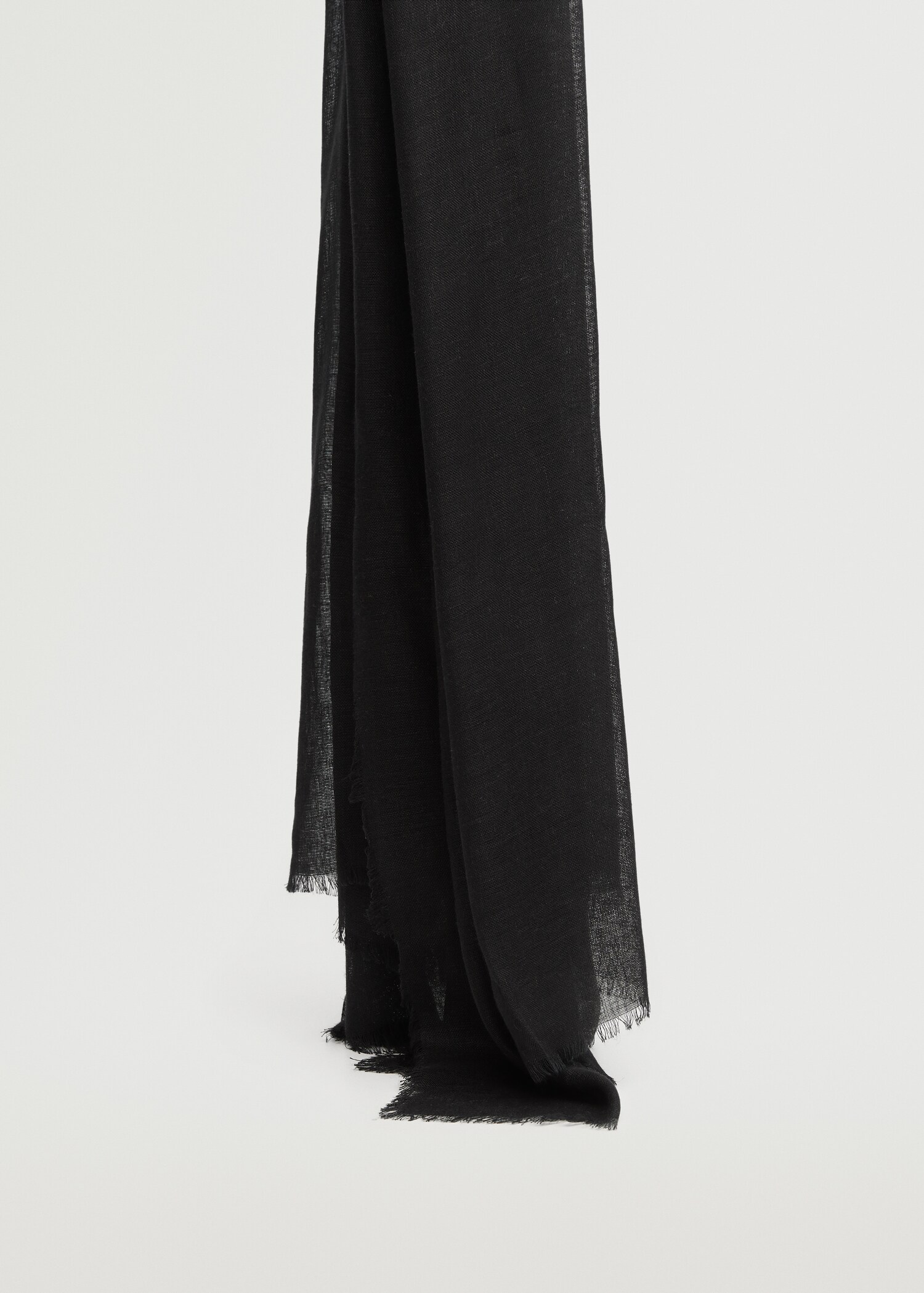 Flowy scarf - Details of the article 3