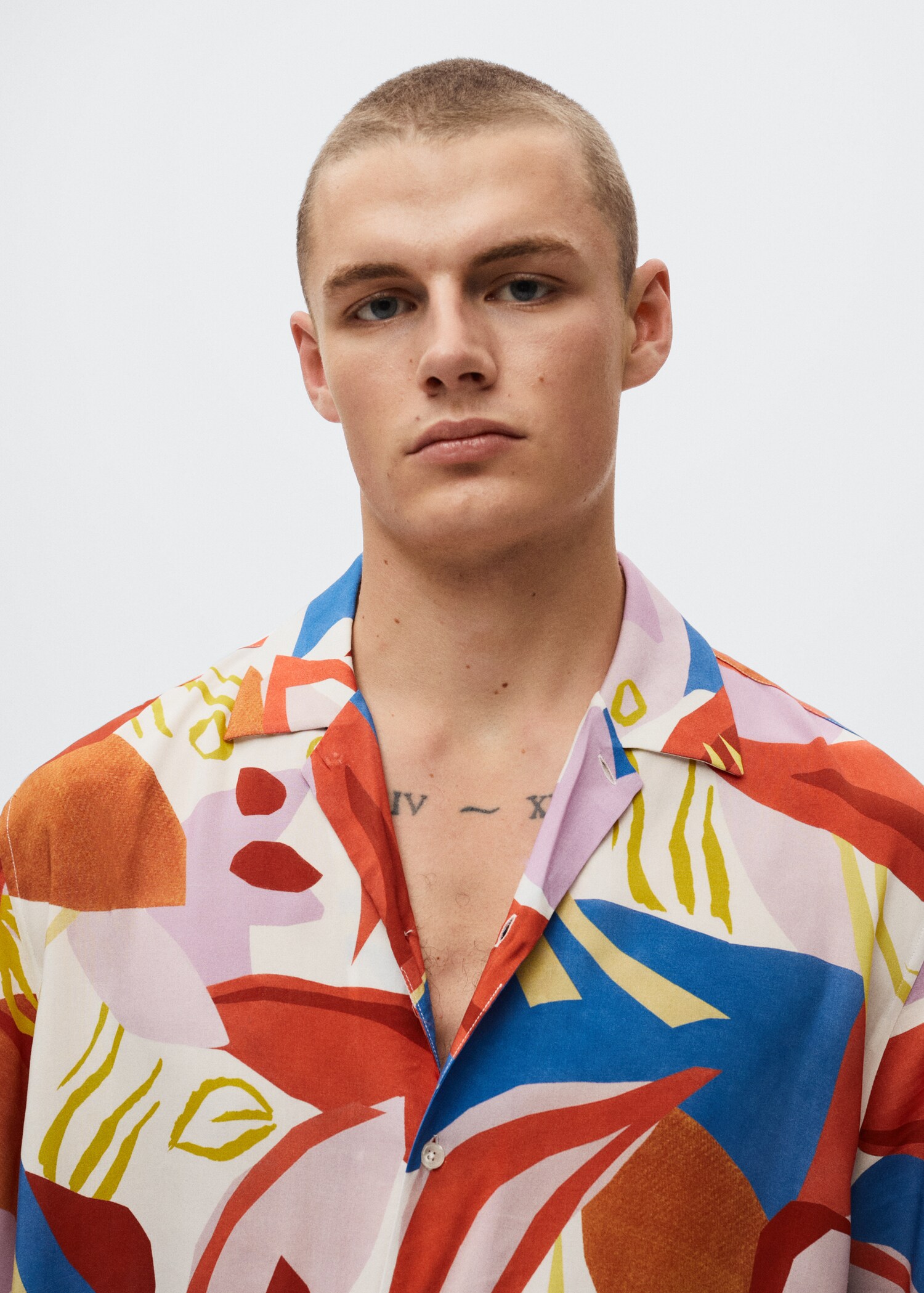 Printed flowy shirt - Details of the article 1