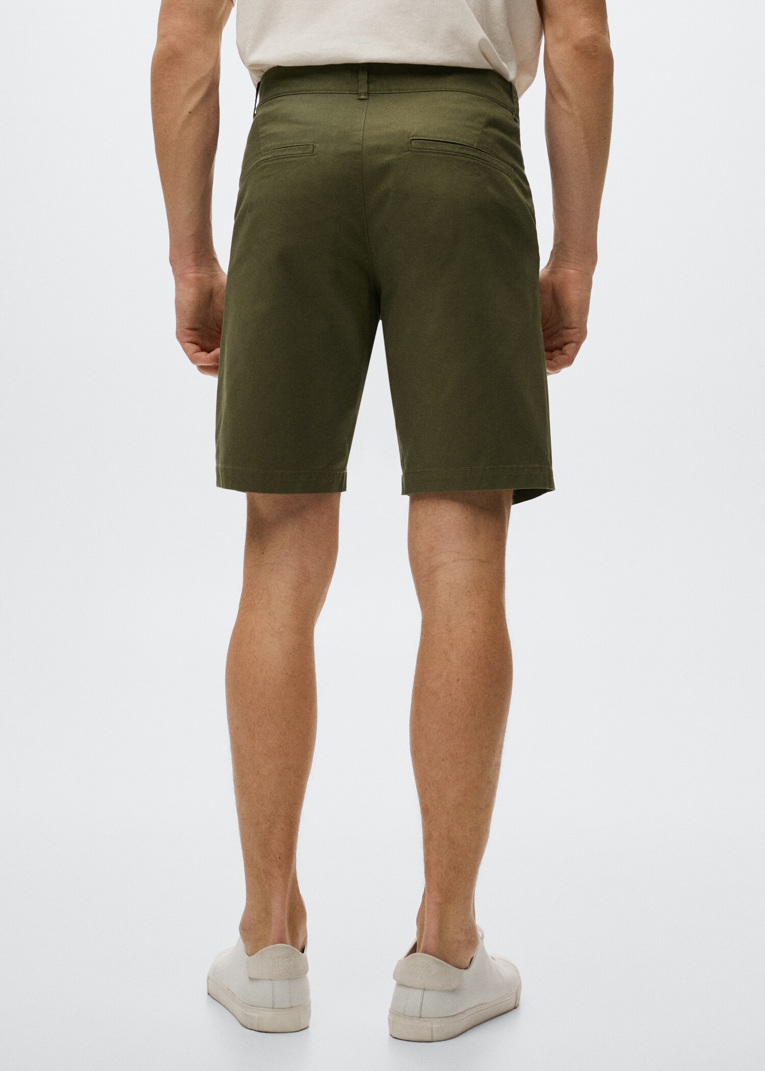 Slim-fit chino cotton bermuda shorts - Reverse of the article