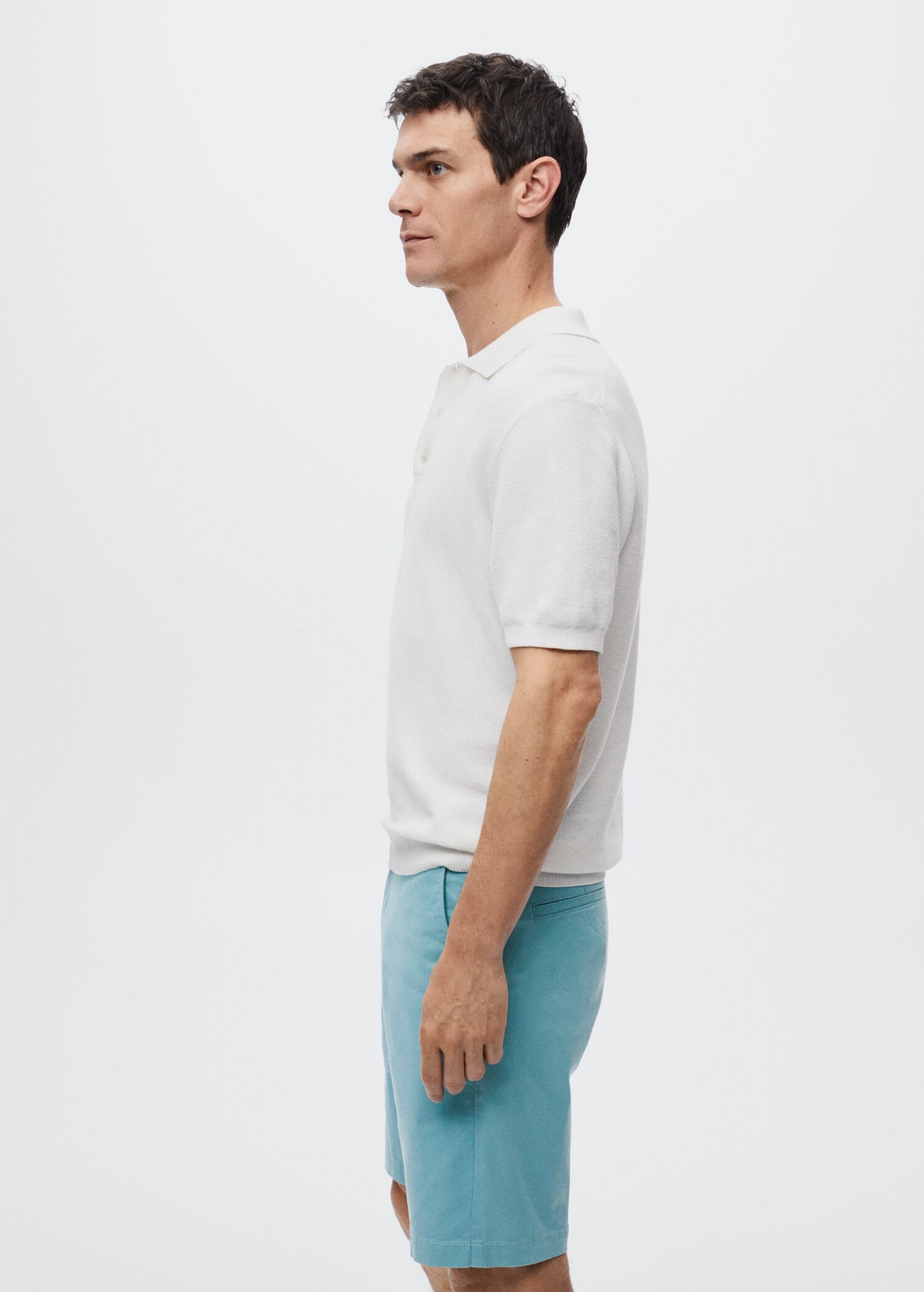 Slim-fit chino cotton bermuda shorts - Details of the article 2