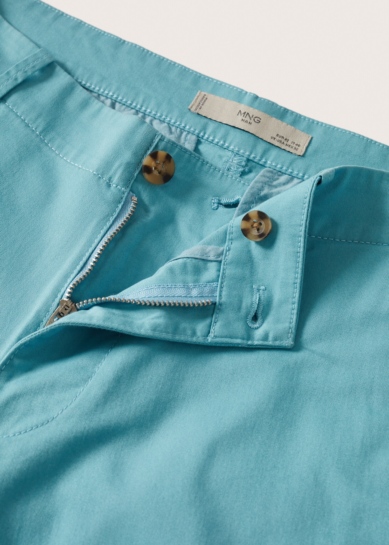 Slim-fit chino cotton bermuda shorts - Details of the article 8