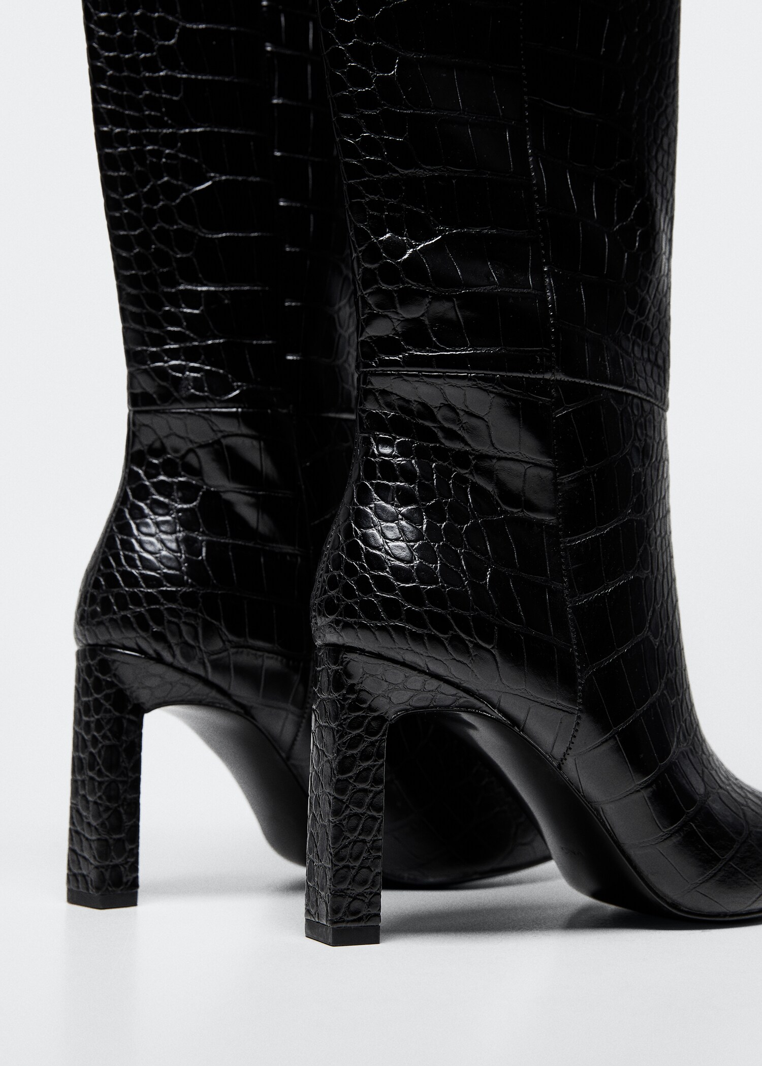 High heel boots - Details of the article 1