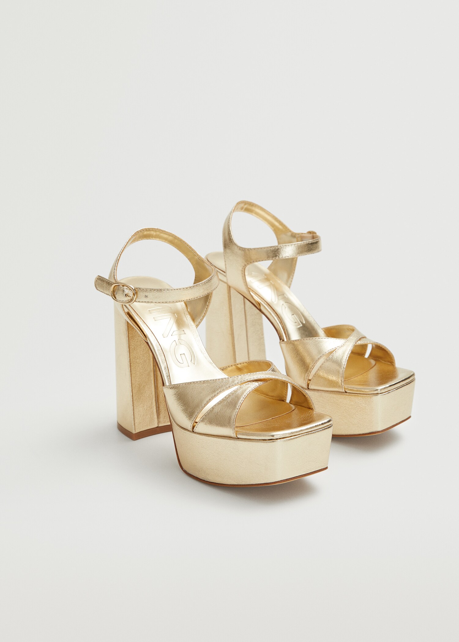 Metallic platform sandal - Medium plane