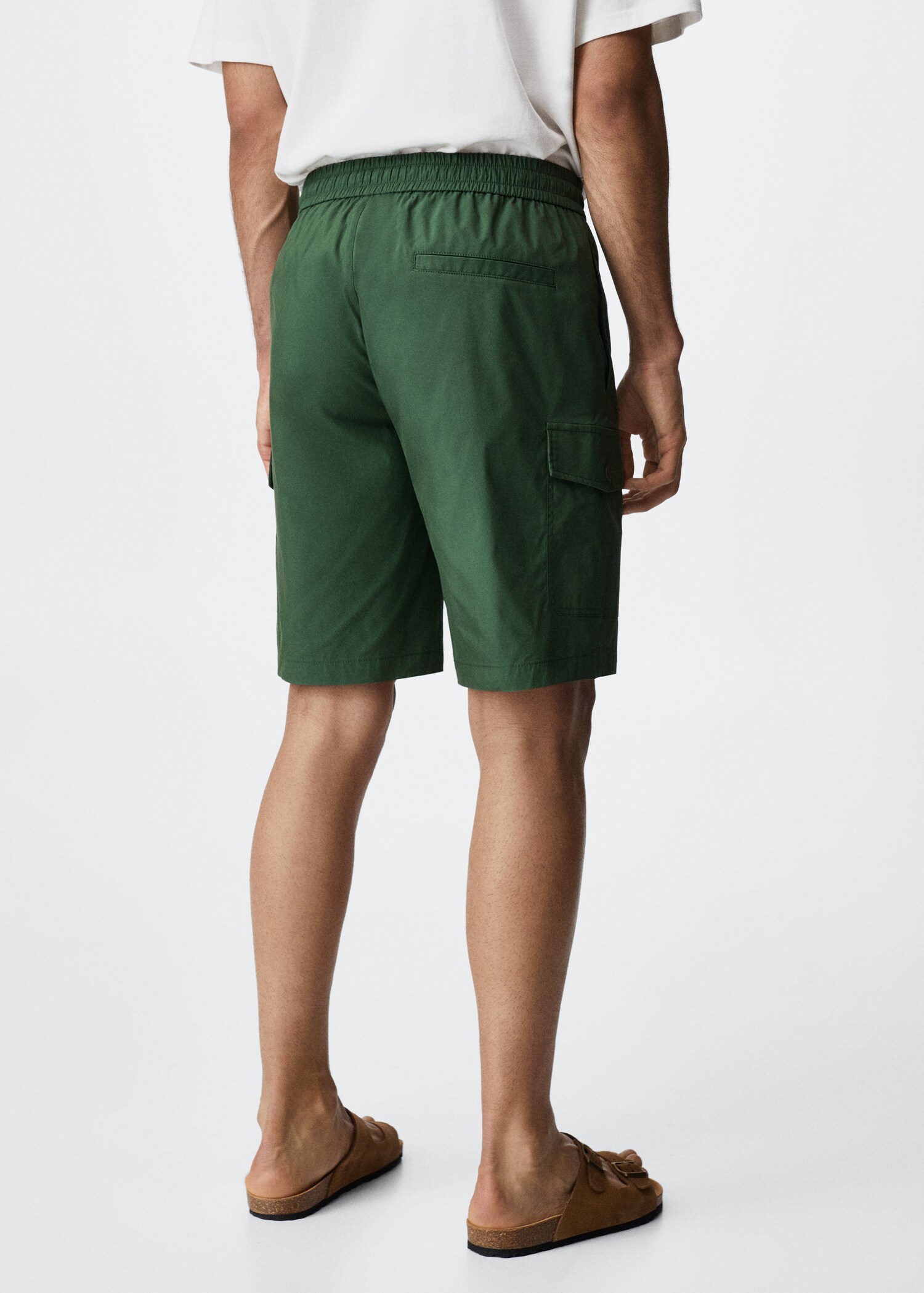 Cargo-Bermudashorts mit Kordelzug - Rückseite des Artikels