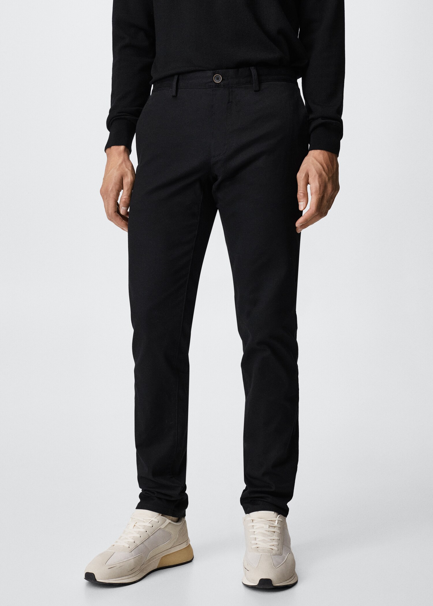 Slim fit serge chino trousers - Середній план
