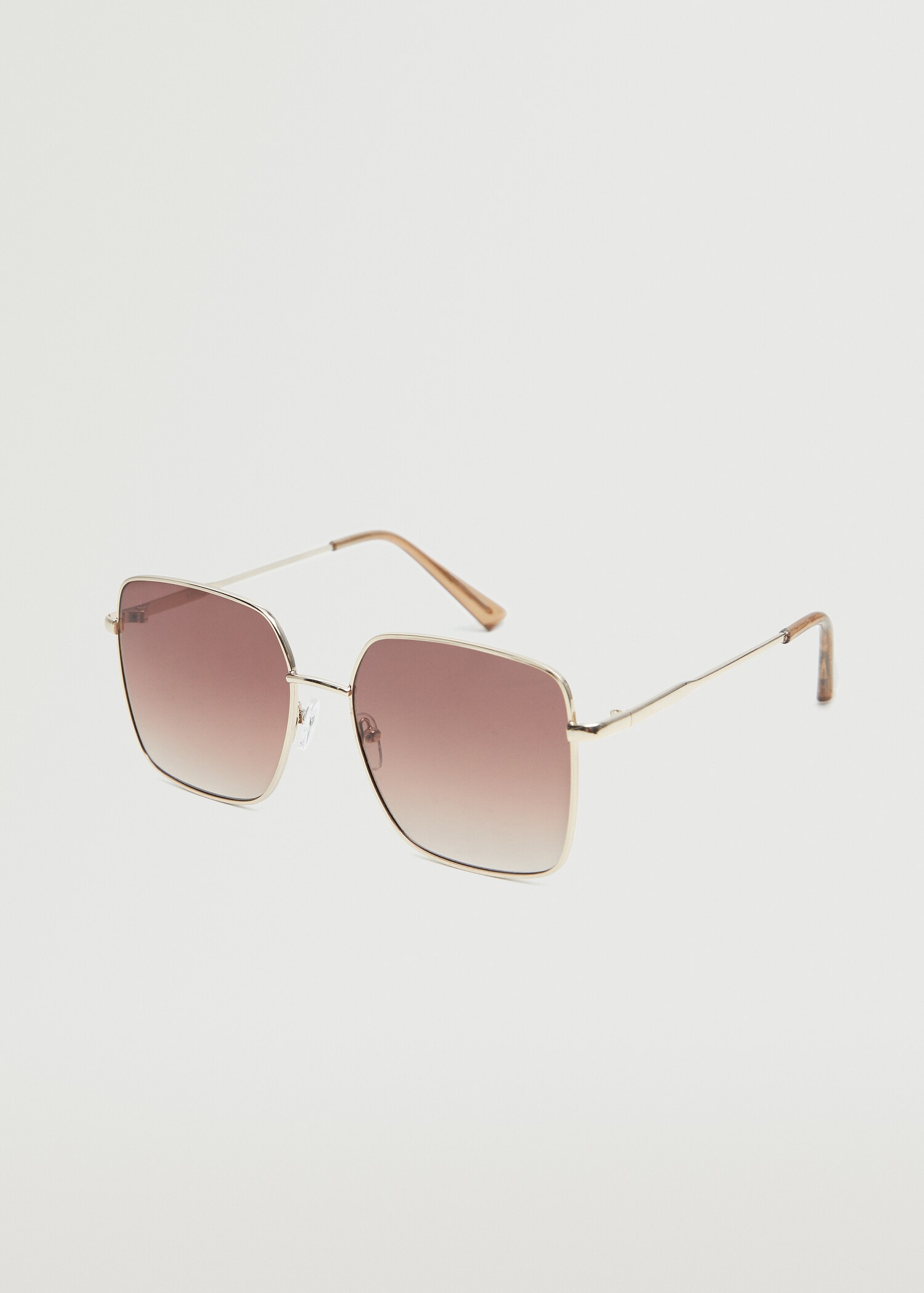 Lunettes de soleil métalliques - Plan moyen