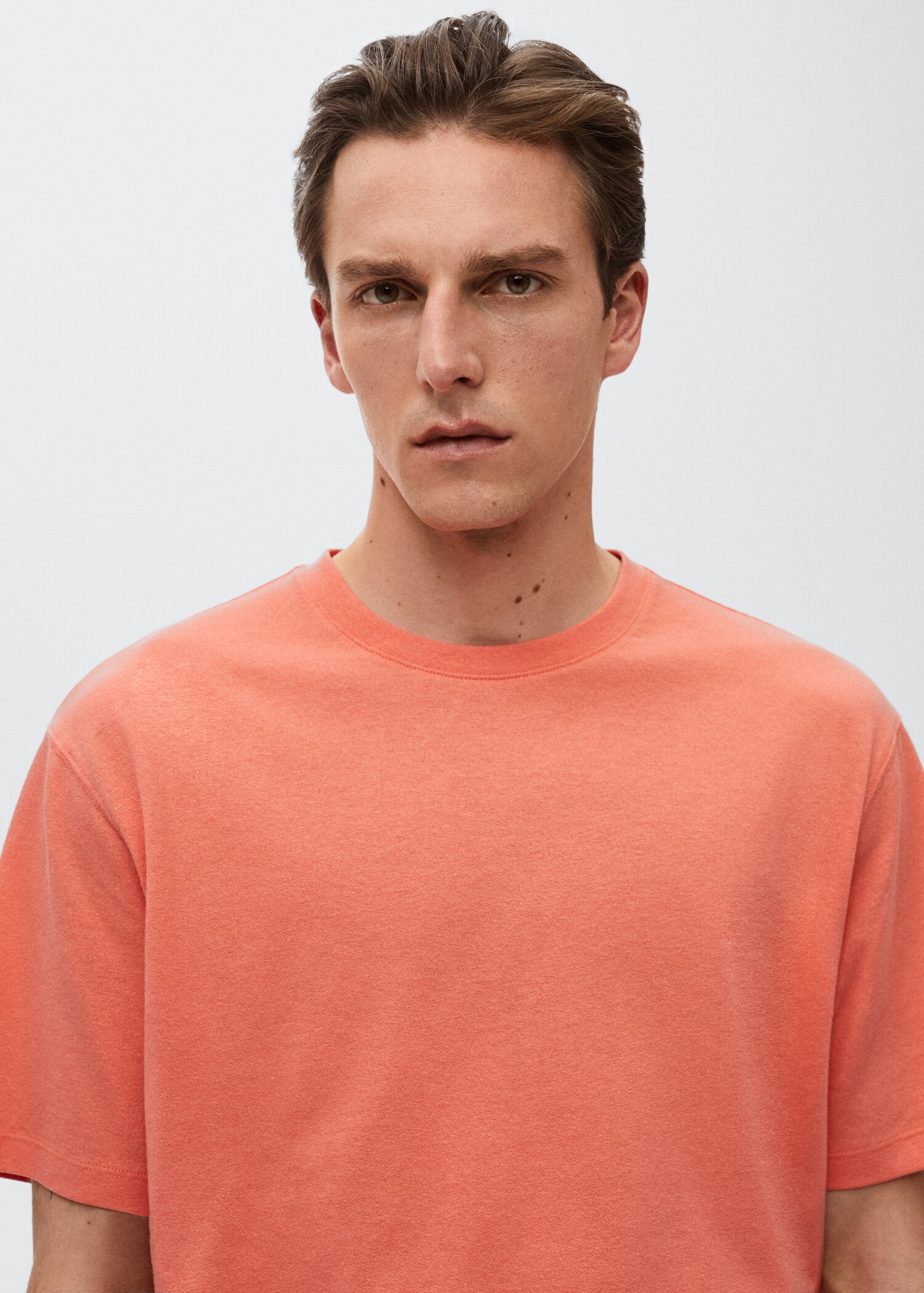 T-Shirt aus Leinen-Baumwoll-Mix - Detail des Artikels 1
