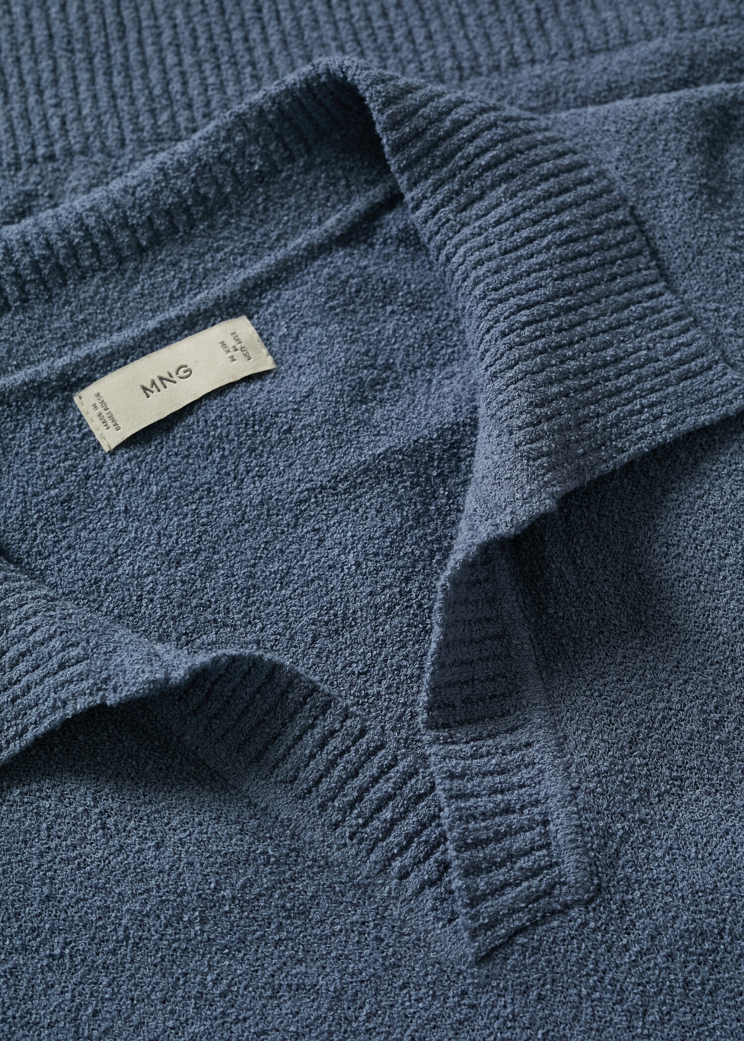 Textured knitted cotton polo shirt - Details of the article 7