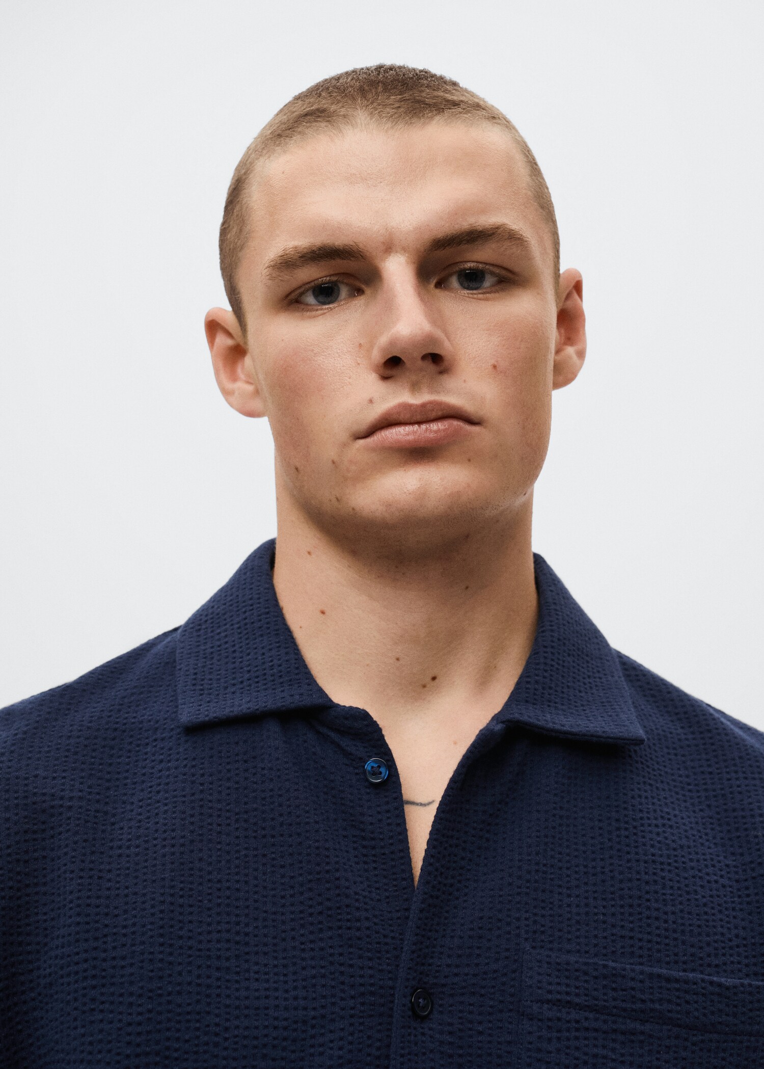 Cotton seersucker shirt - Details of the article 1