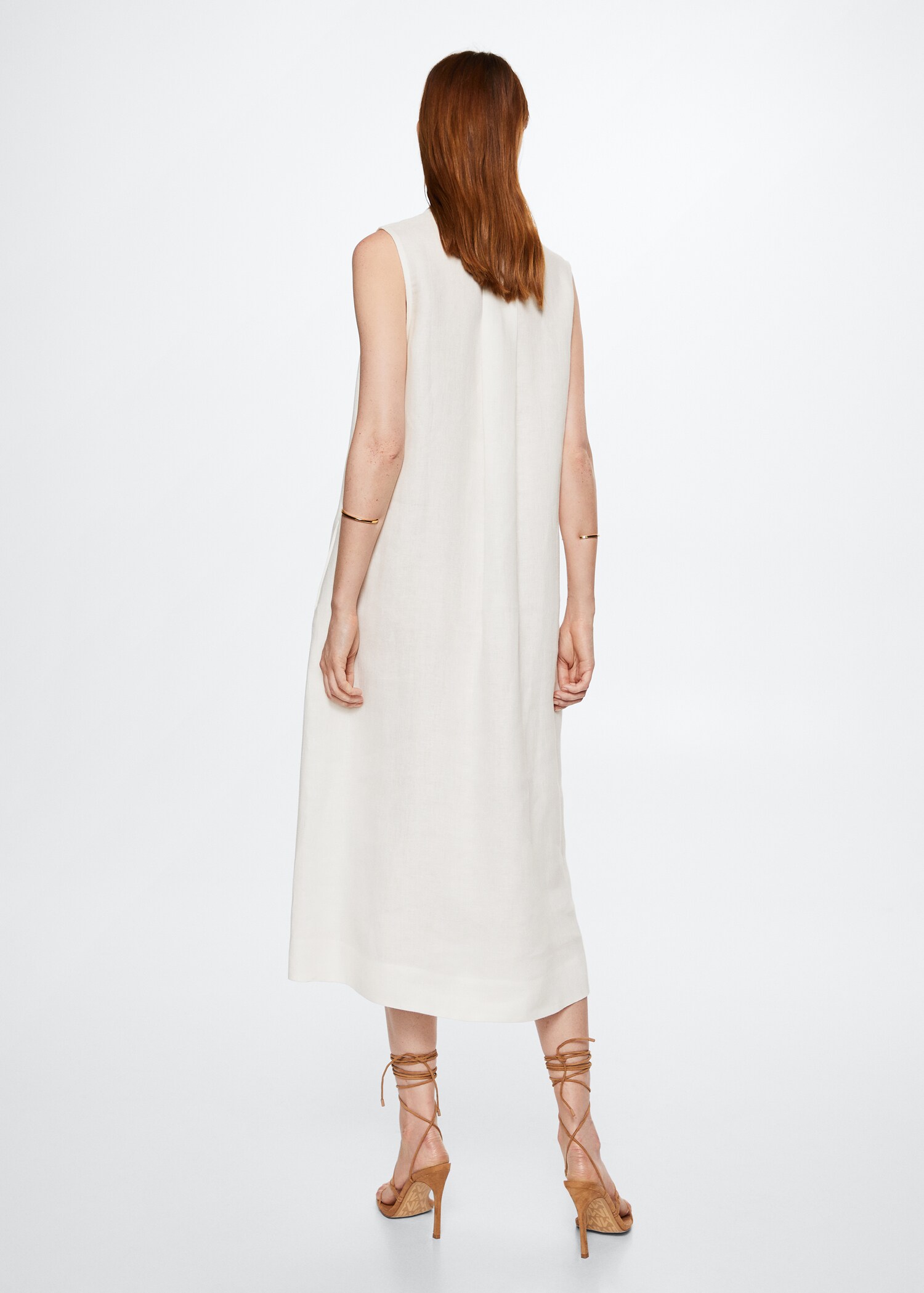 100% linen shirty dress - Reverse of the article