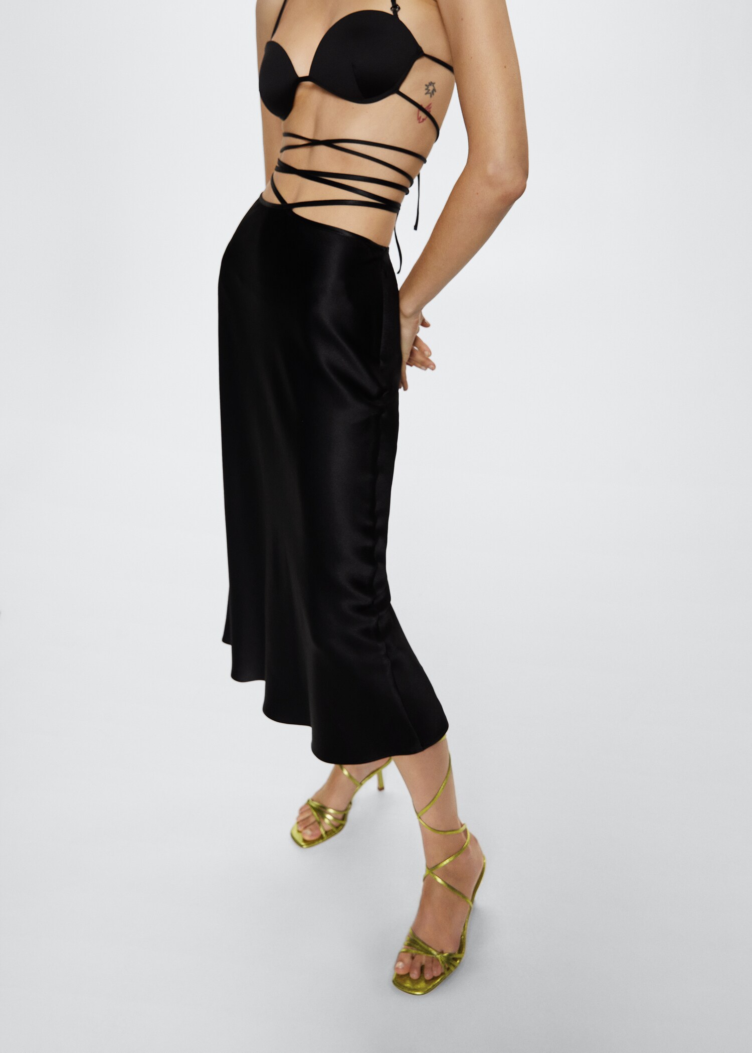 Satin wrap skirt - Details of the article 2