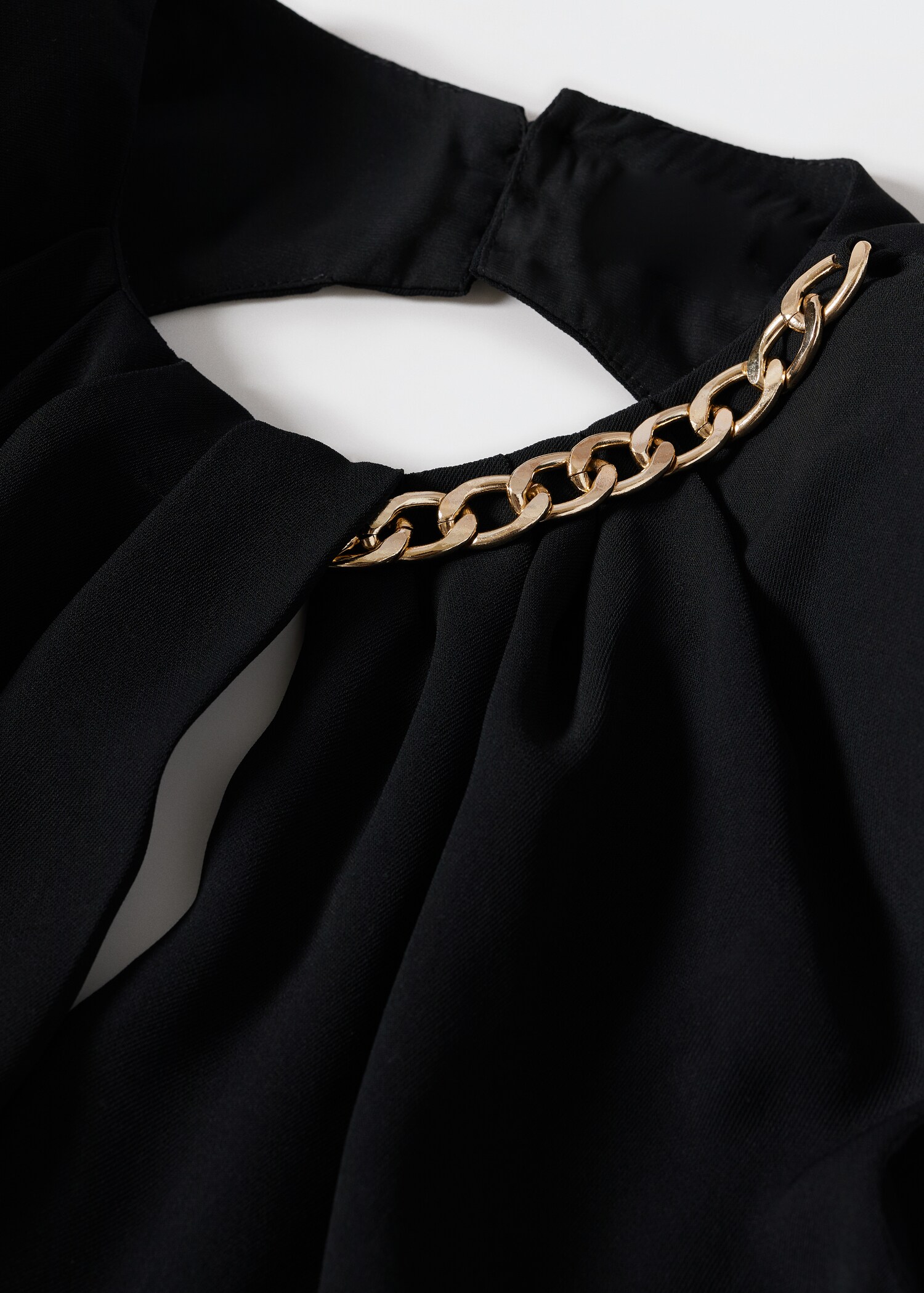 Cut-out back dress - Details of the article 8