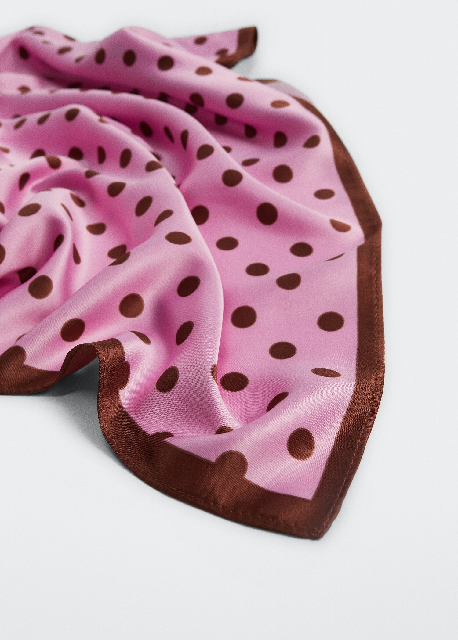 Polka-dot print scarf - Details of the article 2