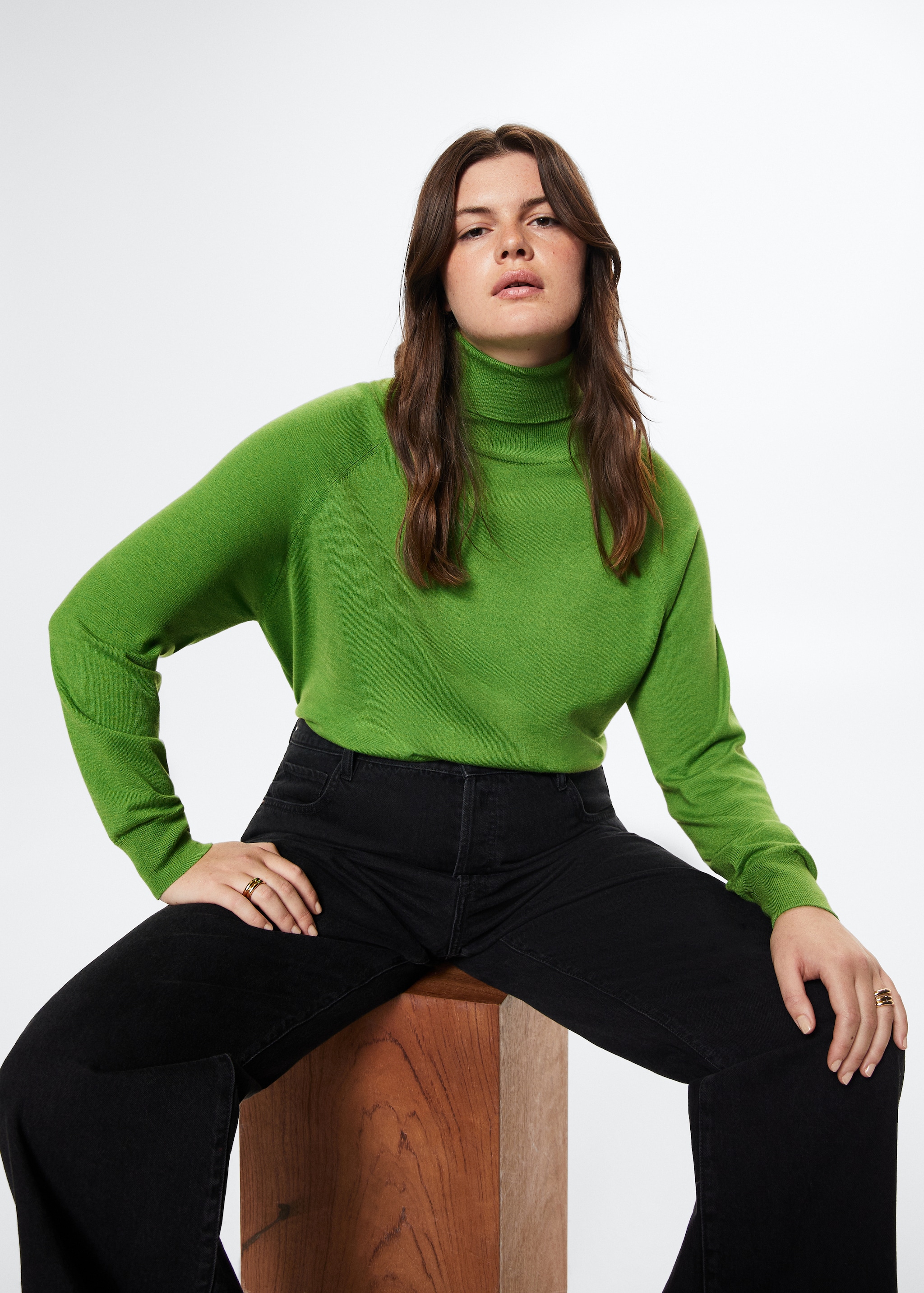 Turtleneck knitted sweater - Details of the article 4