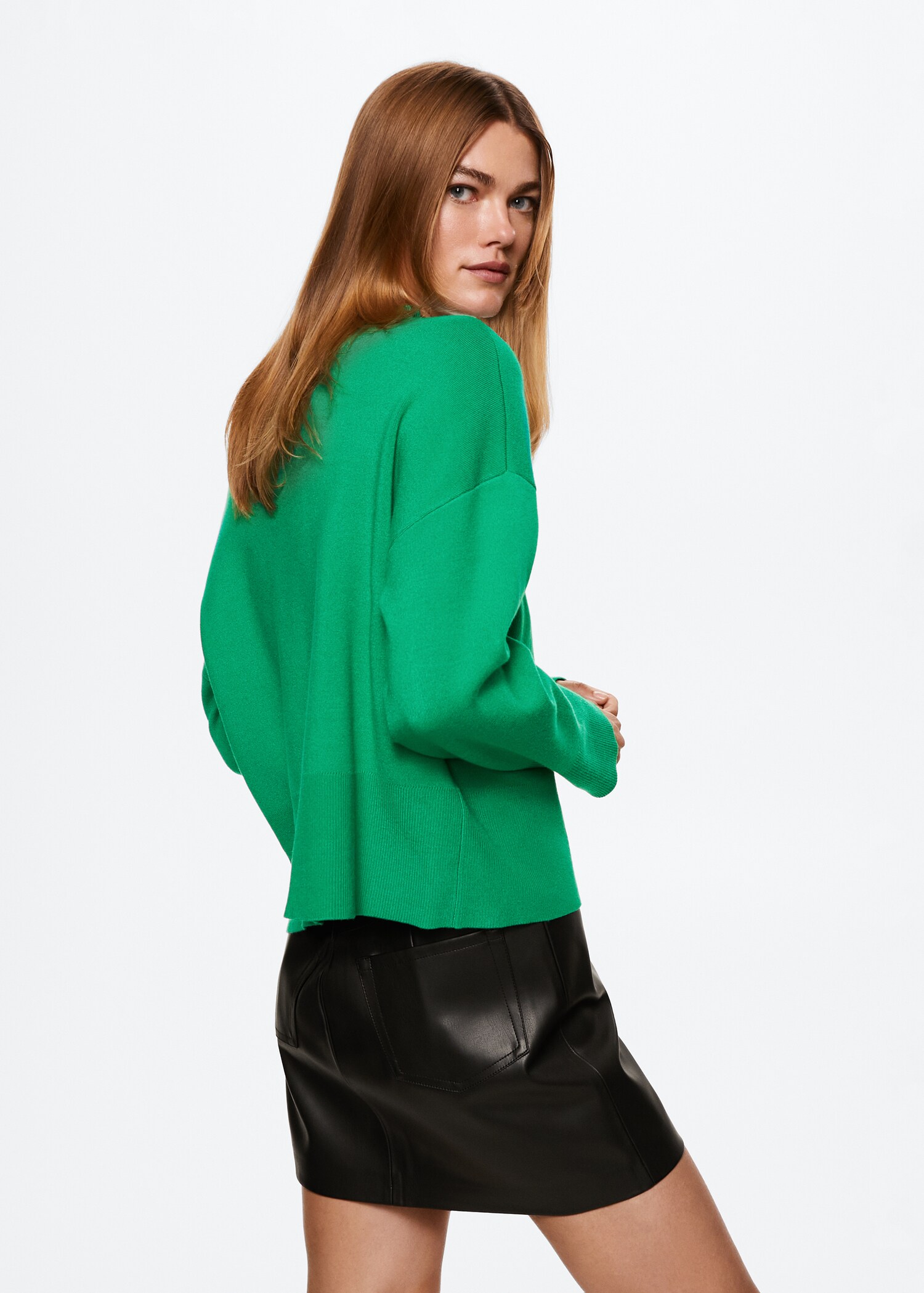 Oversize knit sweater - Reverse of the article