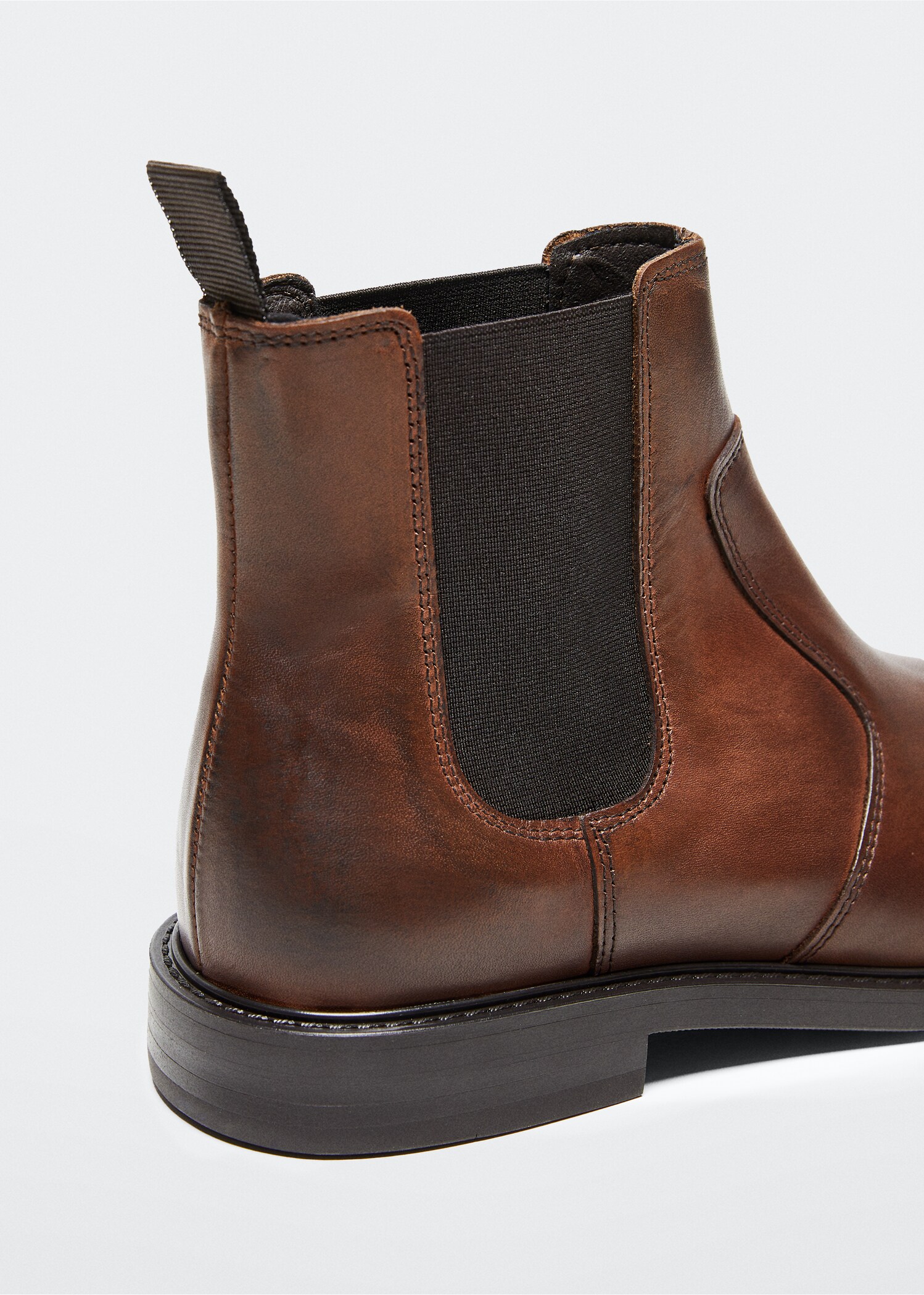 Leather Chelsea ankle boots - Details of the article 3