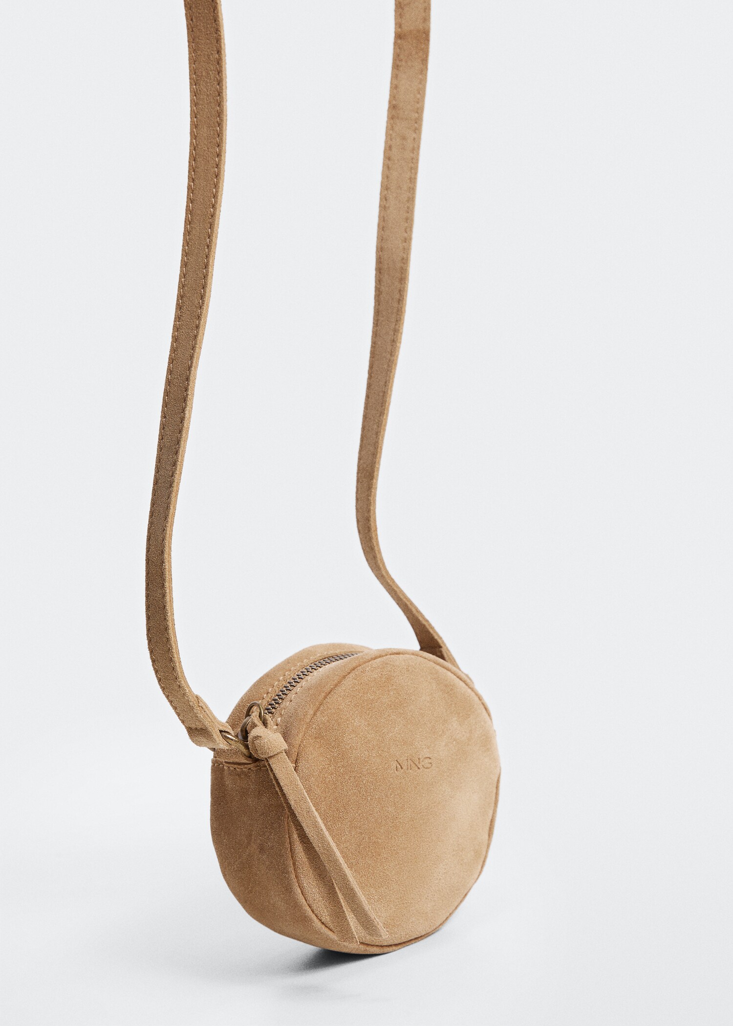 Bolso piel redondo - Plano medio