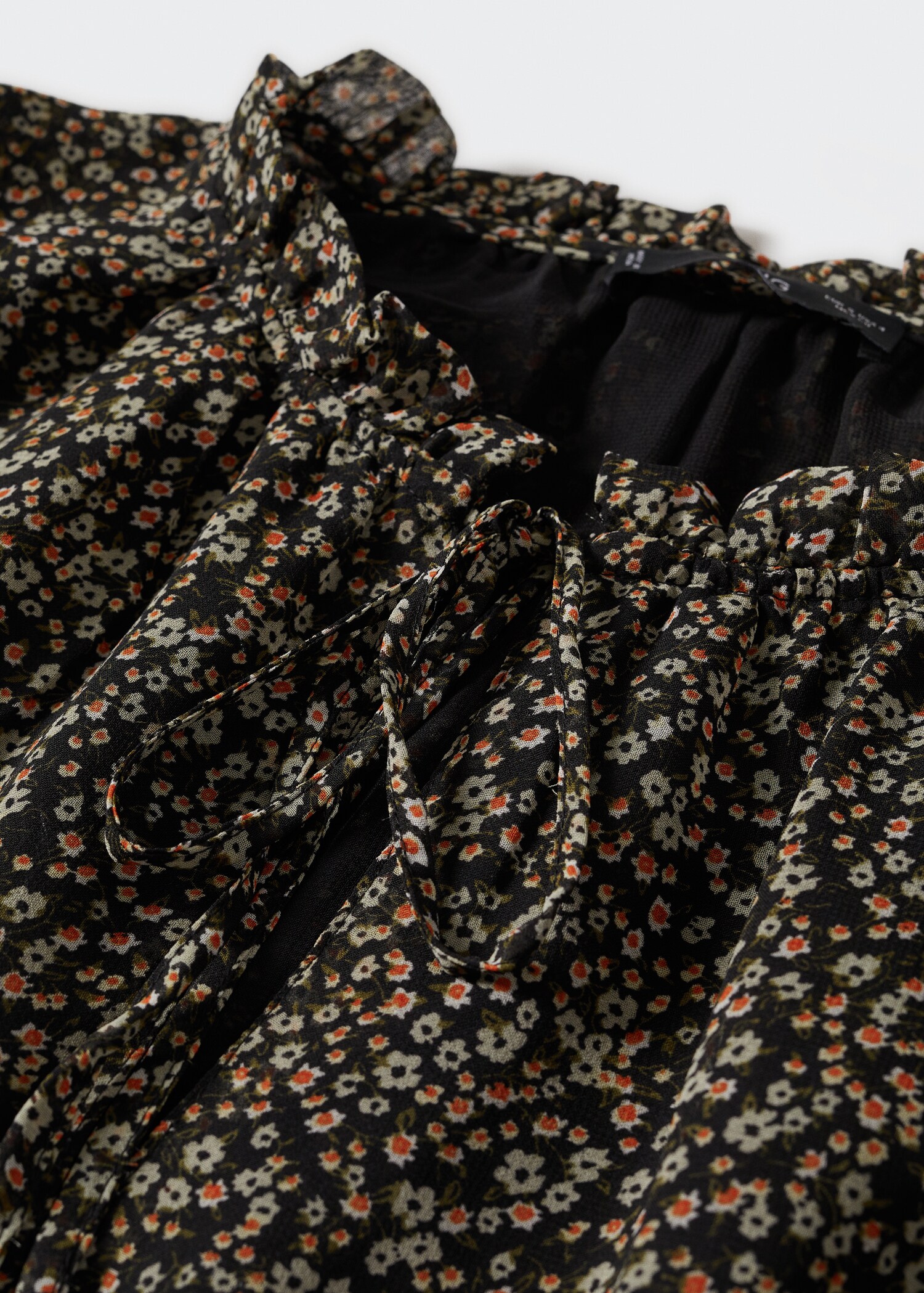 Floral ruffled dress - Details of the article 8