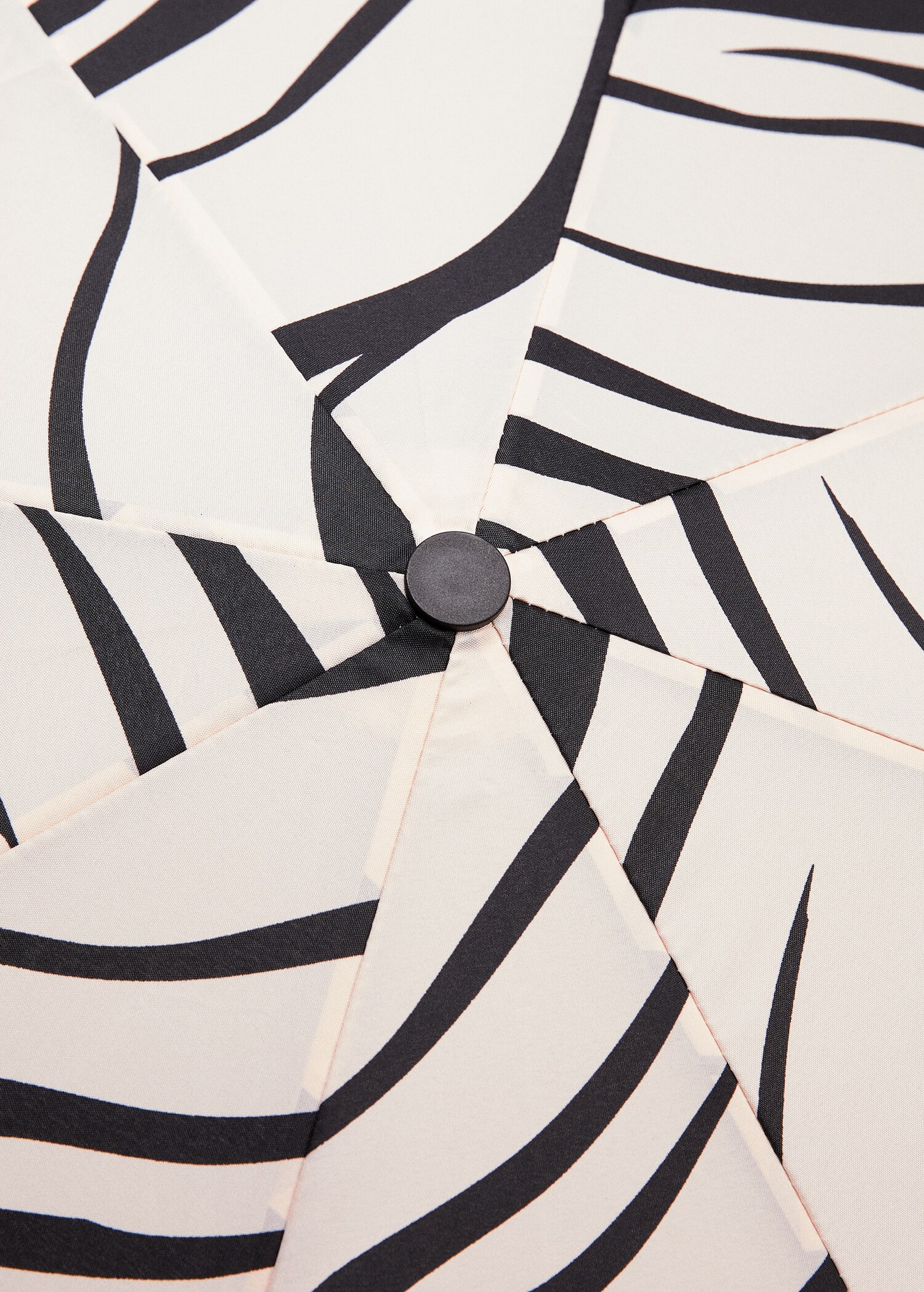 Animal print folding umbrella - Details of the article 3