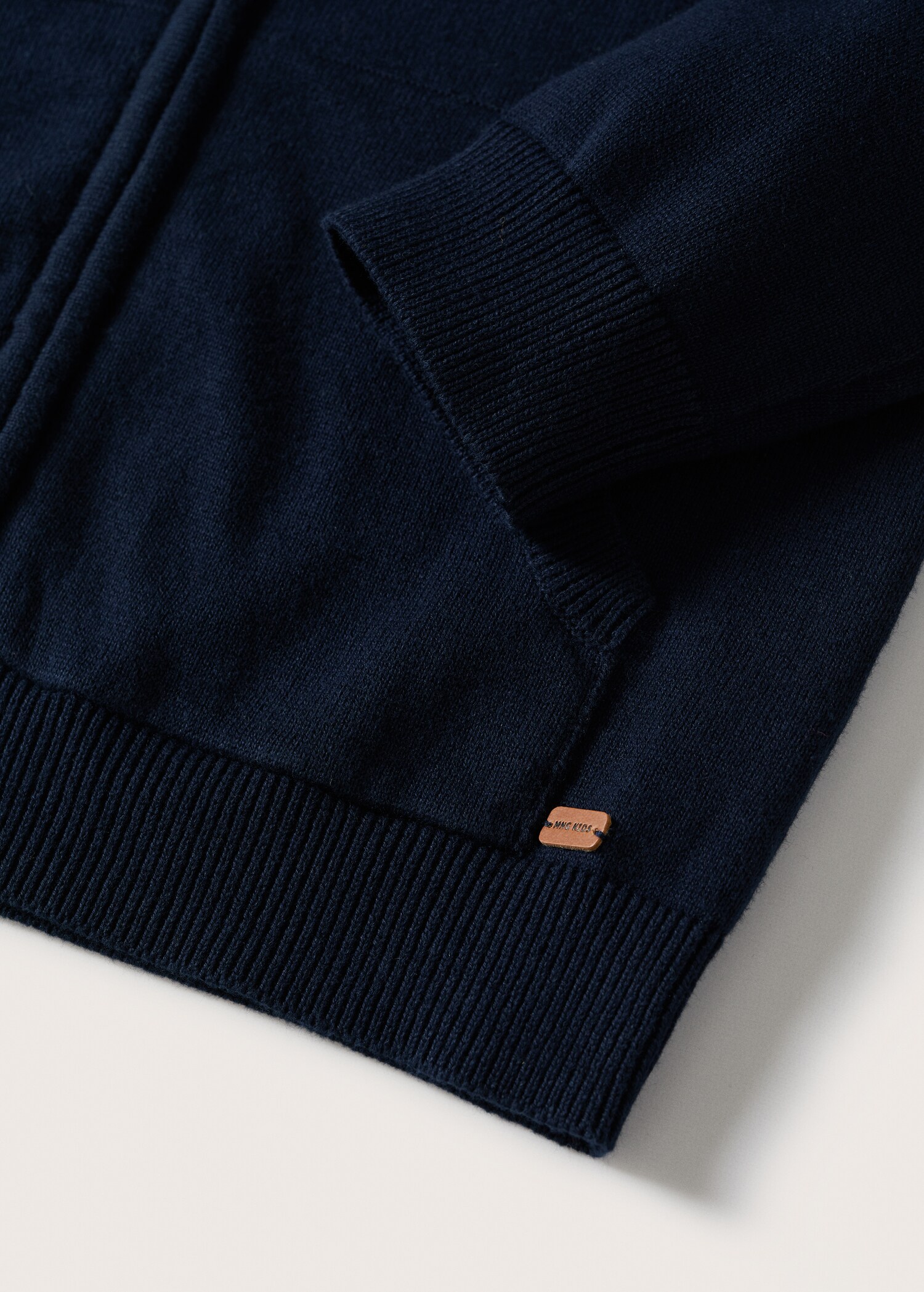Zipped knit cardigan - Details of the article 8