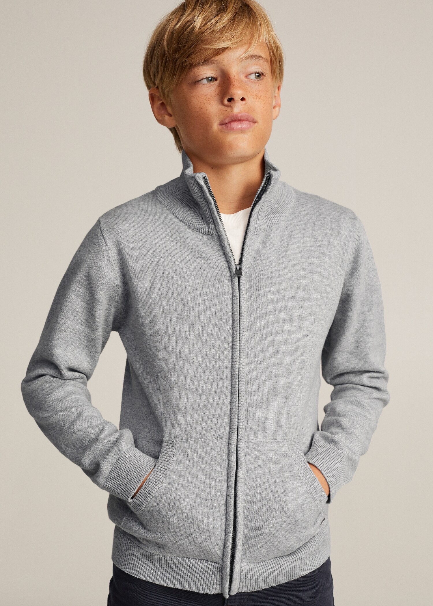 Zipped knit cardigan - Details of the article 2