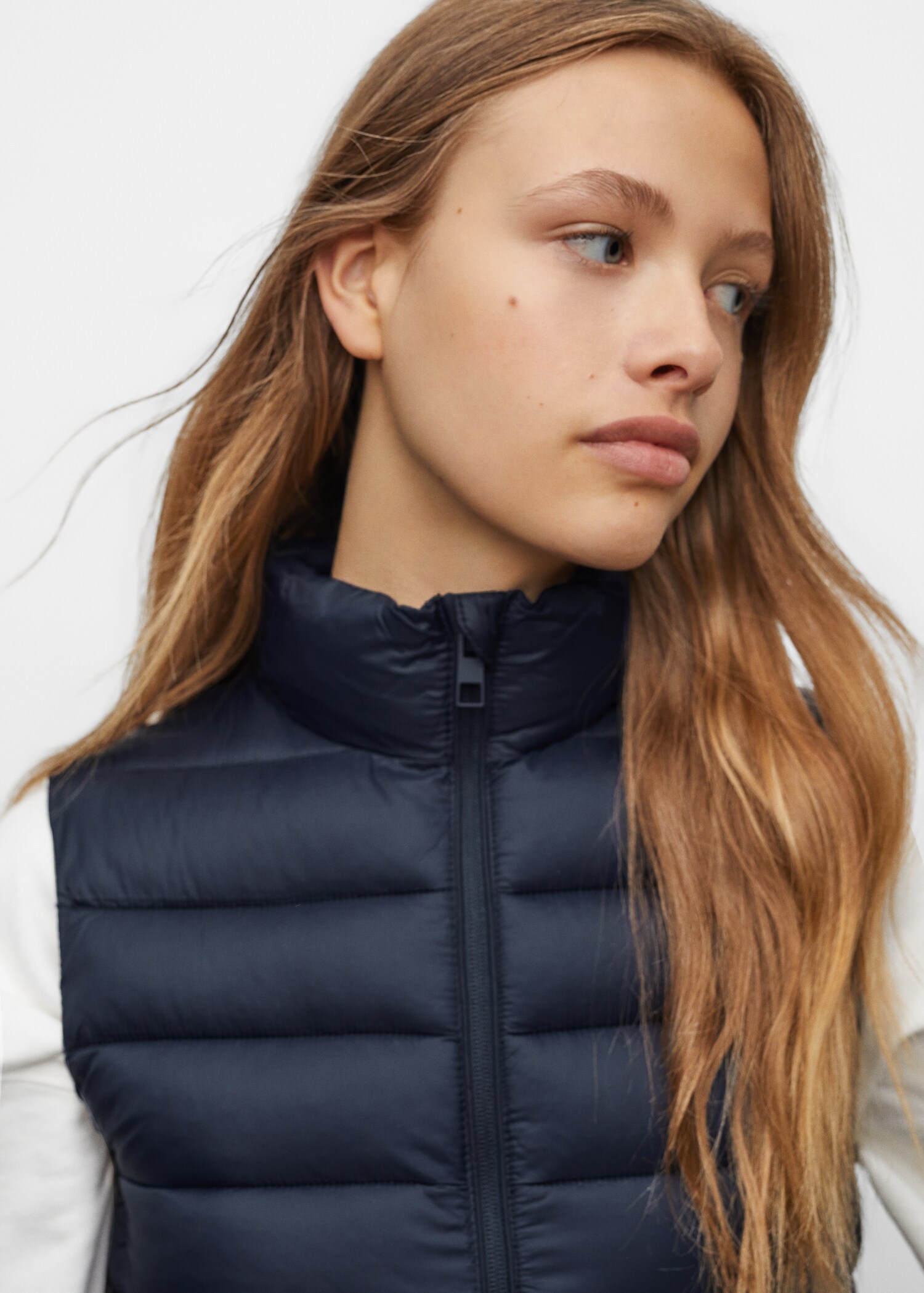 Lightweight quilted gilet - Details of the article 1