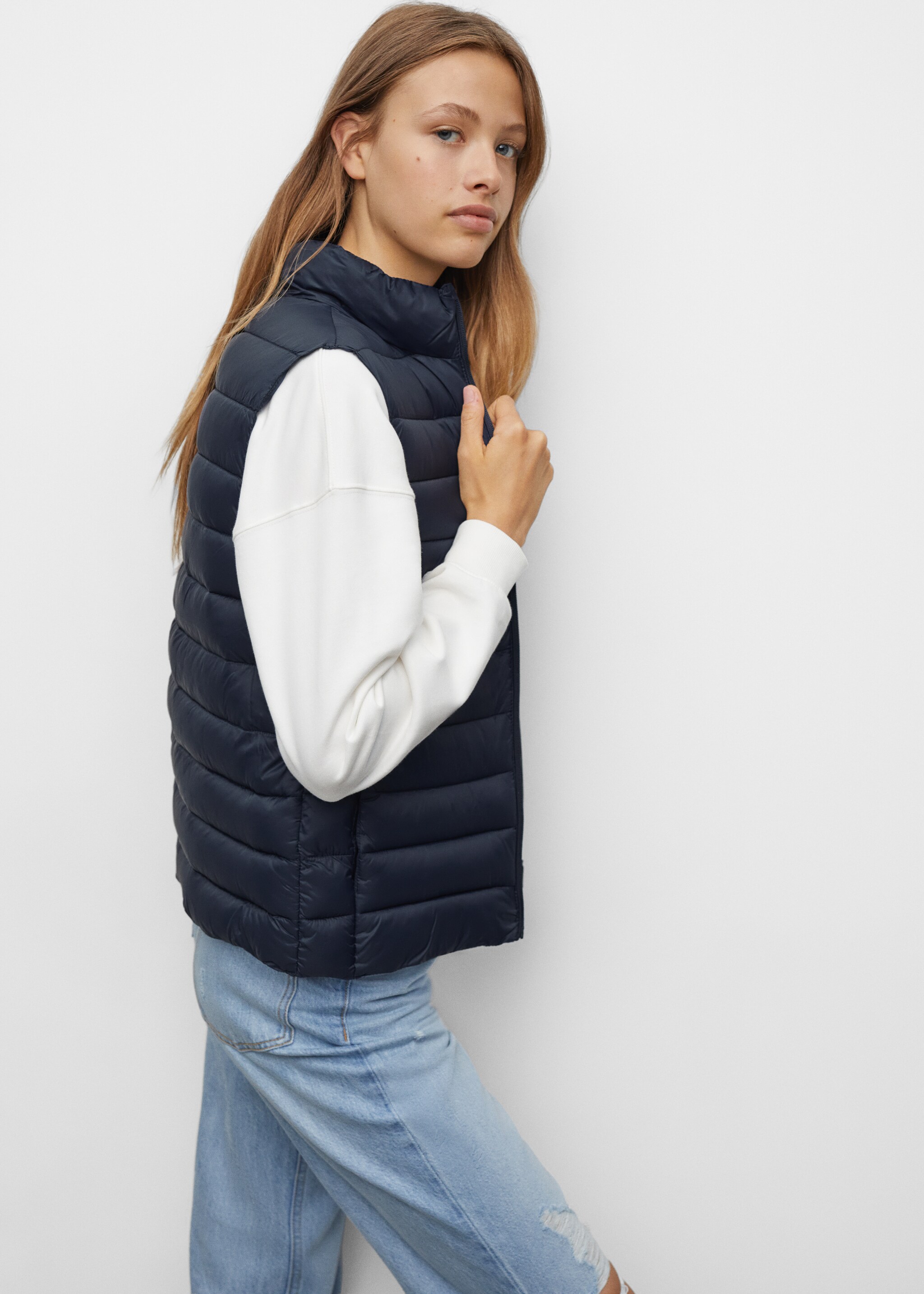 Lightweight quilted gilet - Details of the article 2