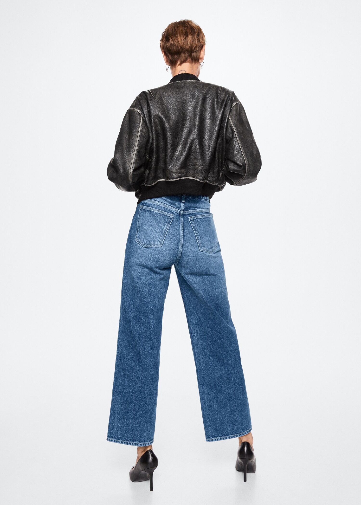 Mid-rise straight jeans - Reverse of the article
