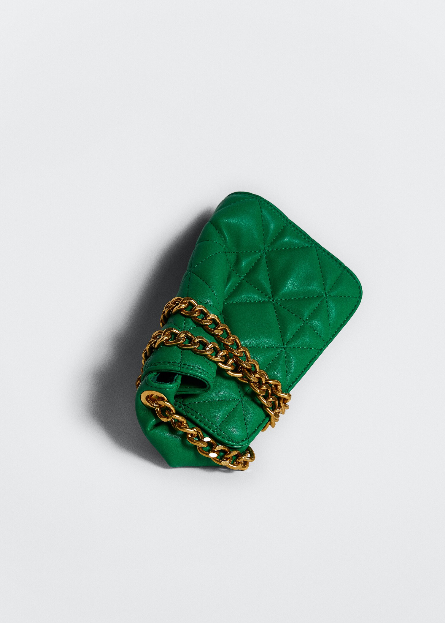 Quilted bag with chain handle - Details of the article 2