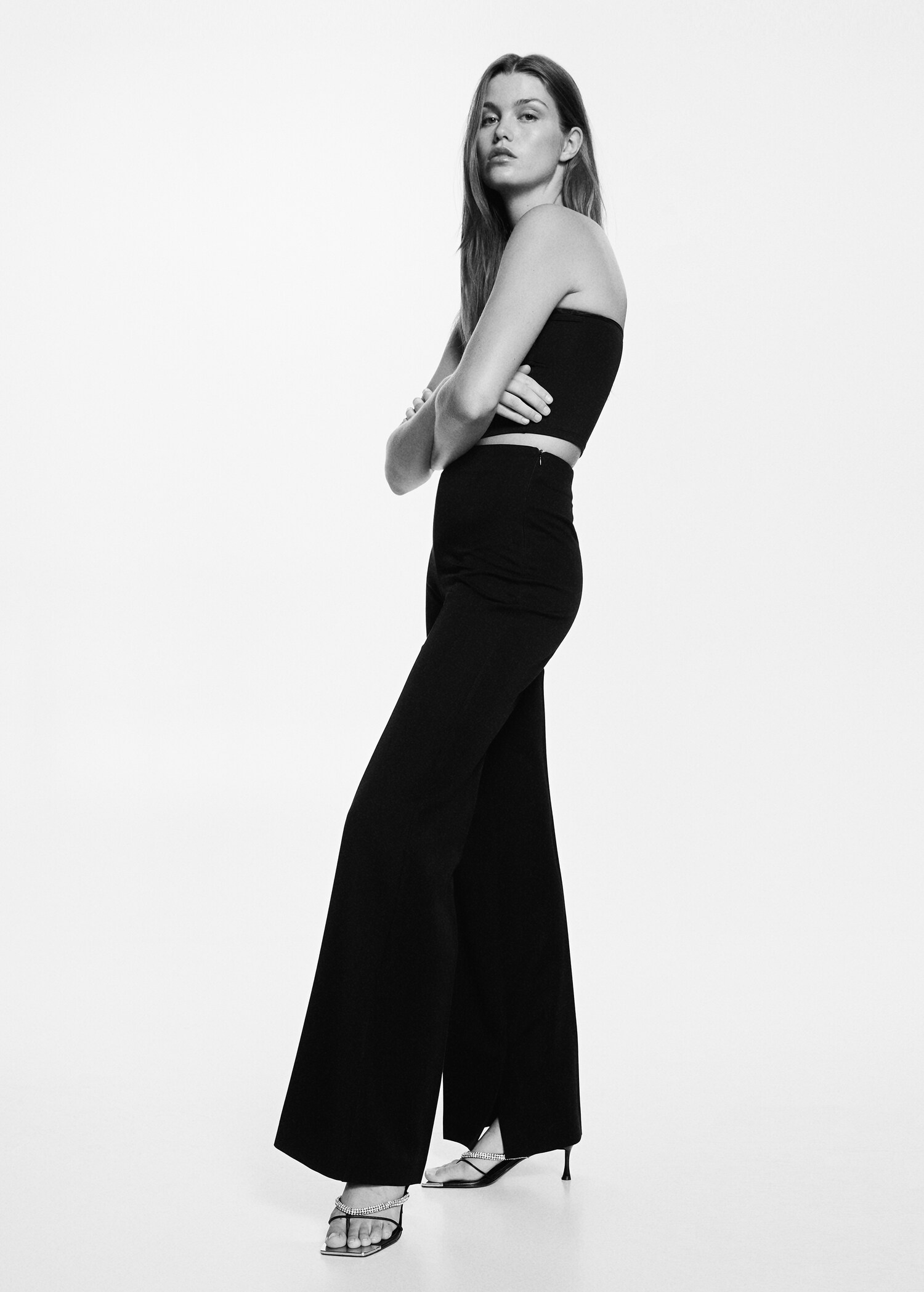 Flowy flared trousers - Details of the article 2
