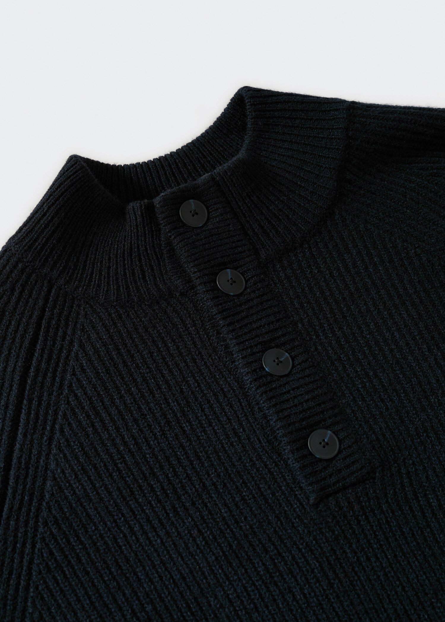 Jersey cuello abotonado - Detalle del artículo 8
