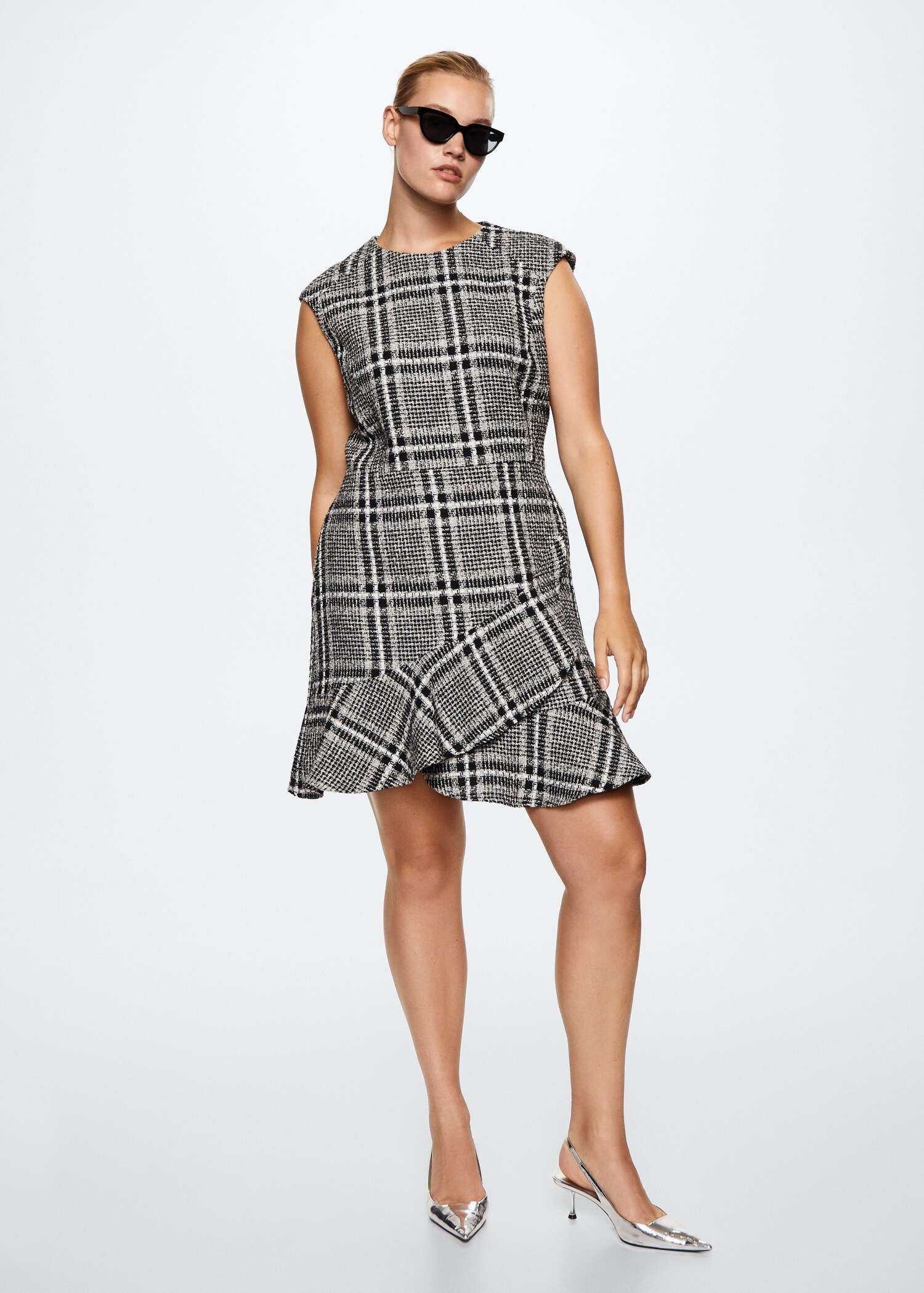 Stripped tweed dress - Details of the article 3