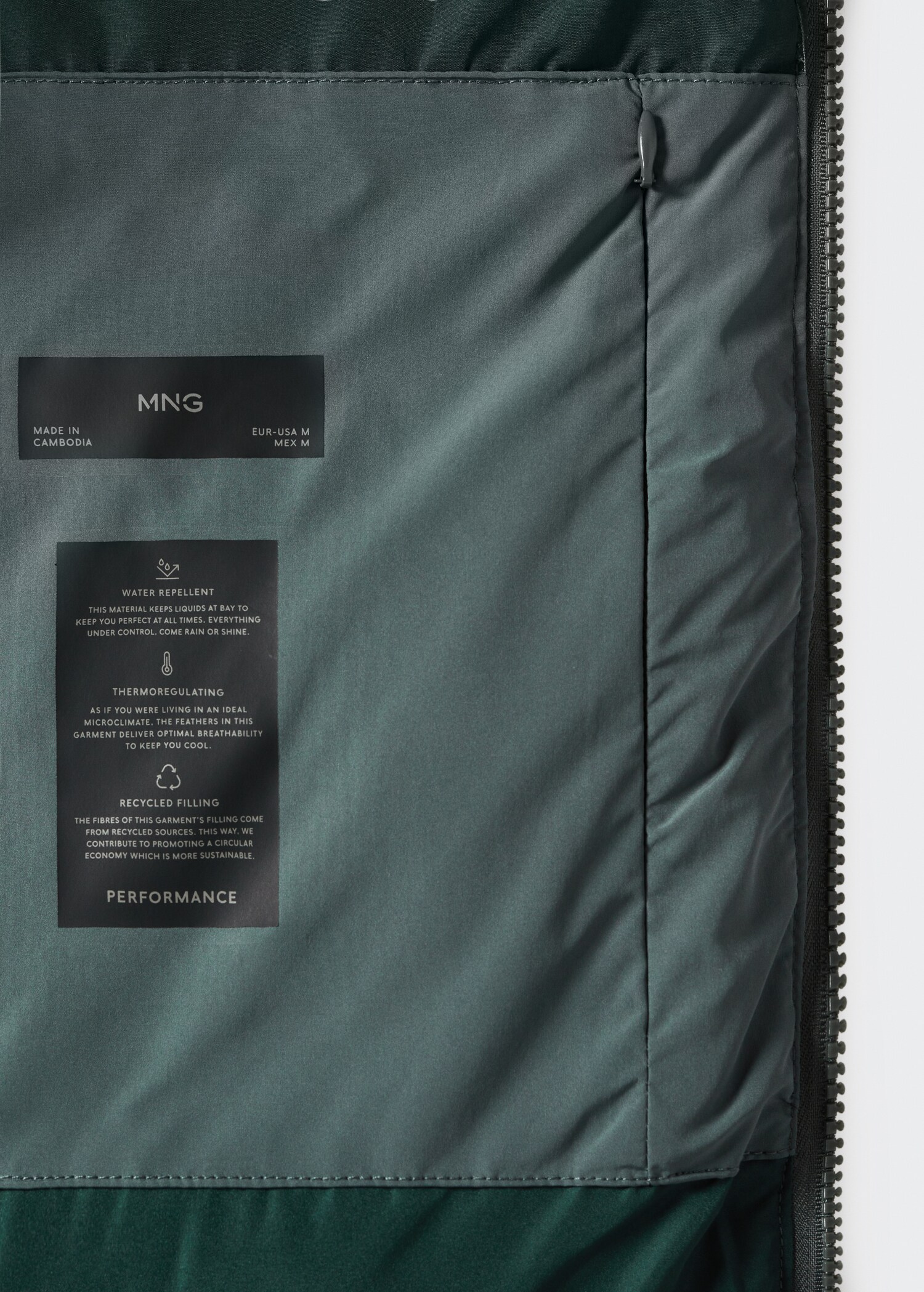 Short thermoregulating anorak - Details of the article 8