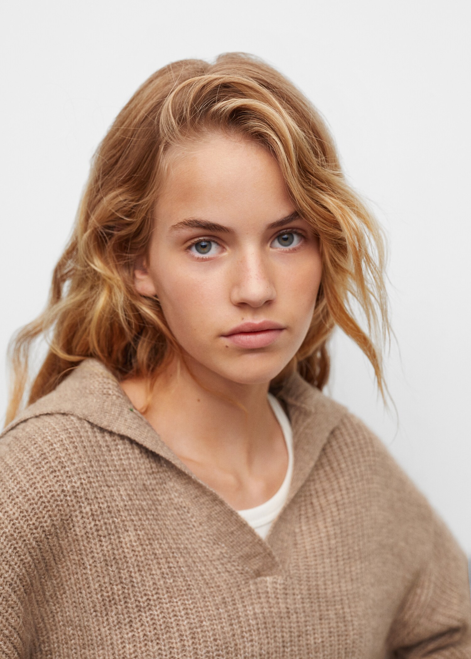 Polo neck sweater - Details of the article 4
