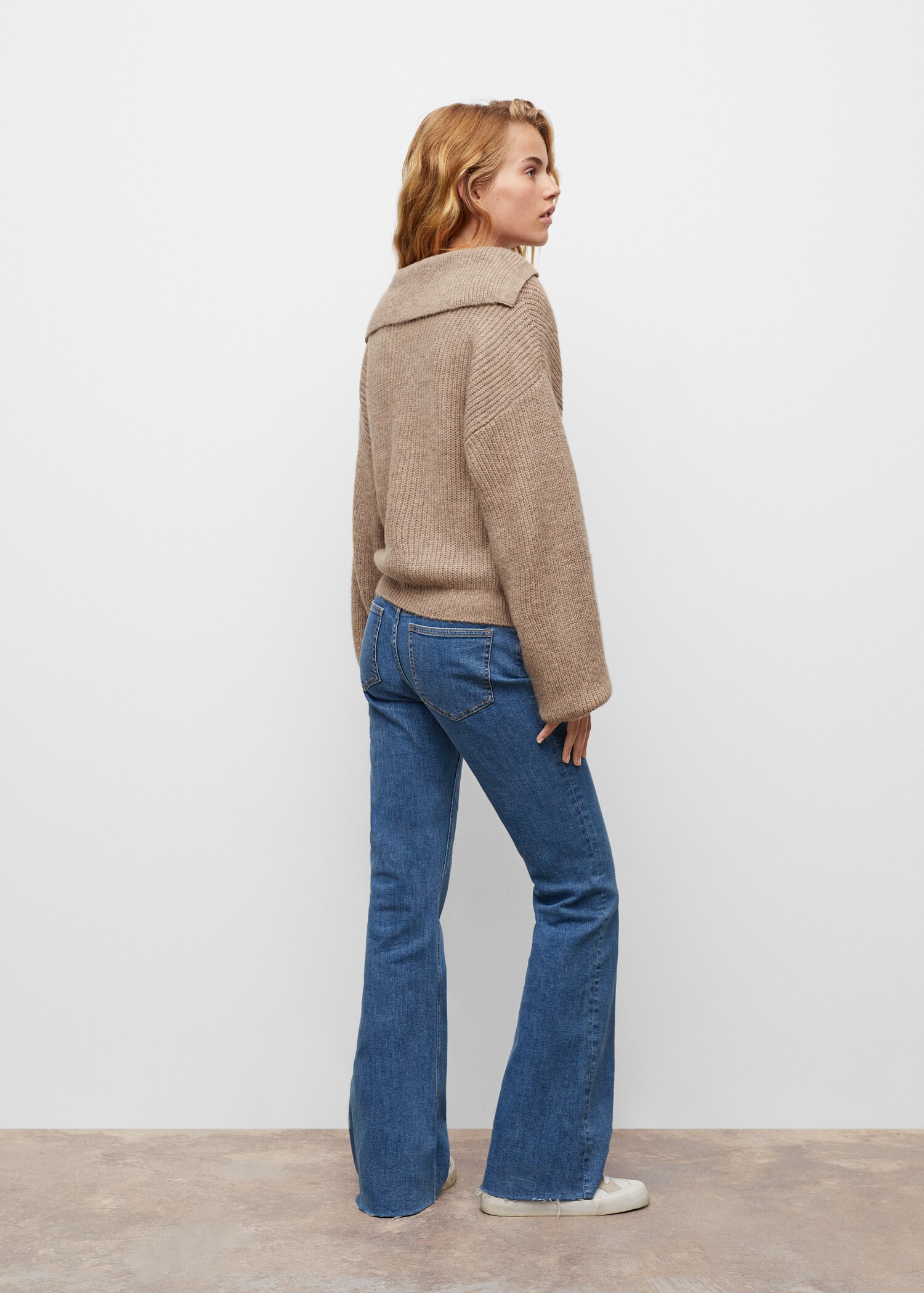 Polo neck sweater - Reverse of the article