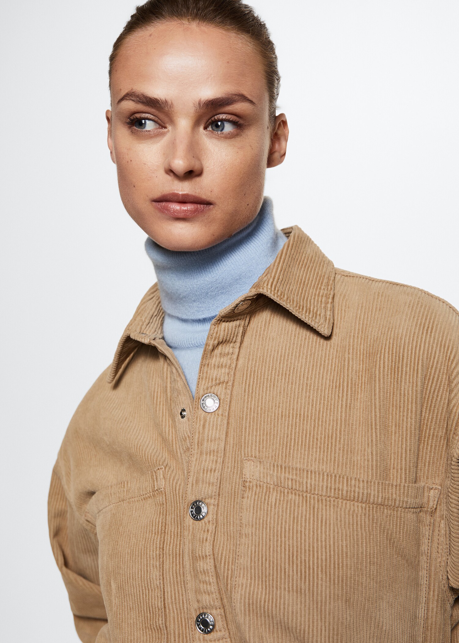Corduroy pockets overshirt  - Details of the article 1