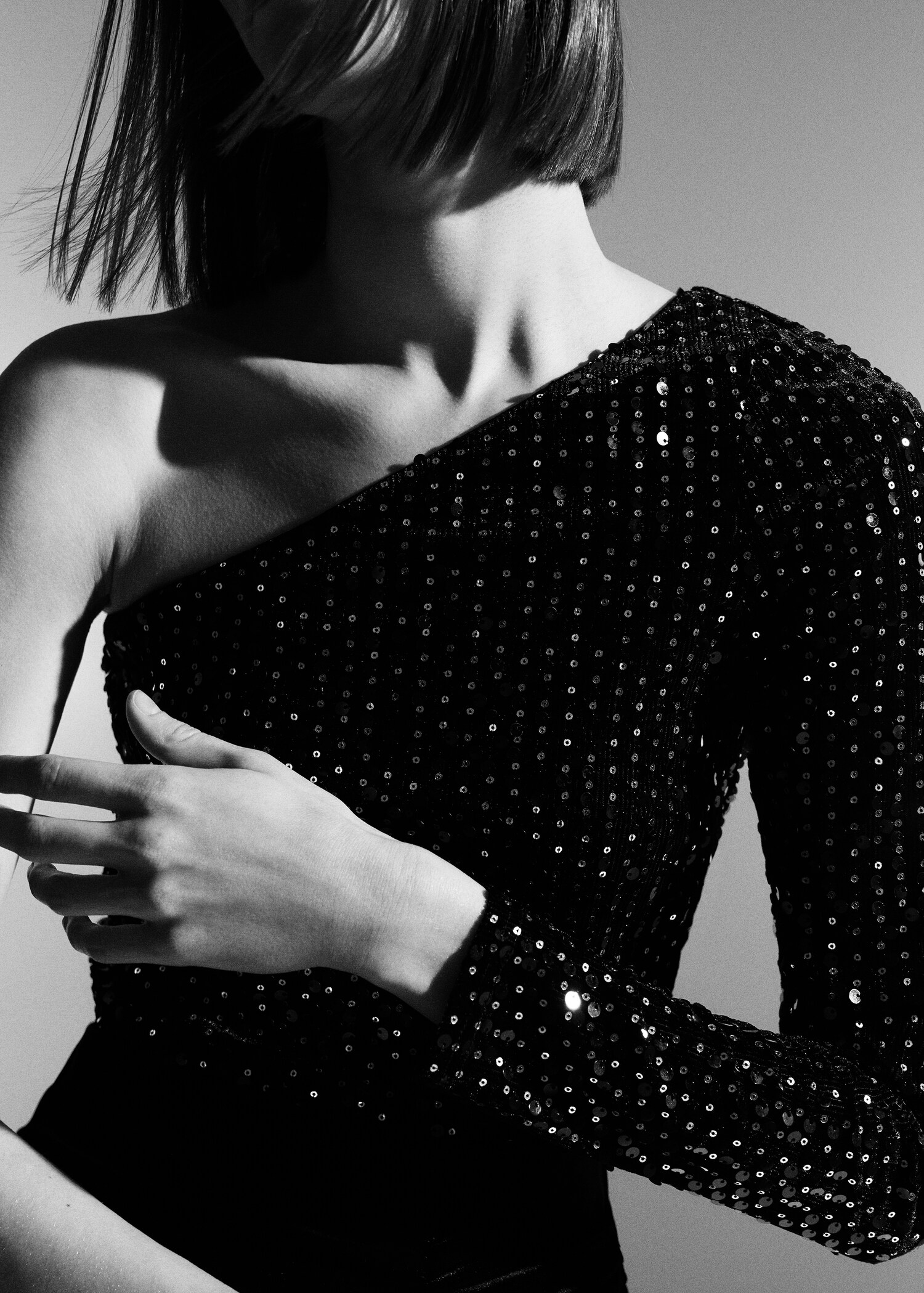T-shirt asymétrique sequins - Détail de l'article 6