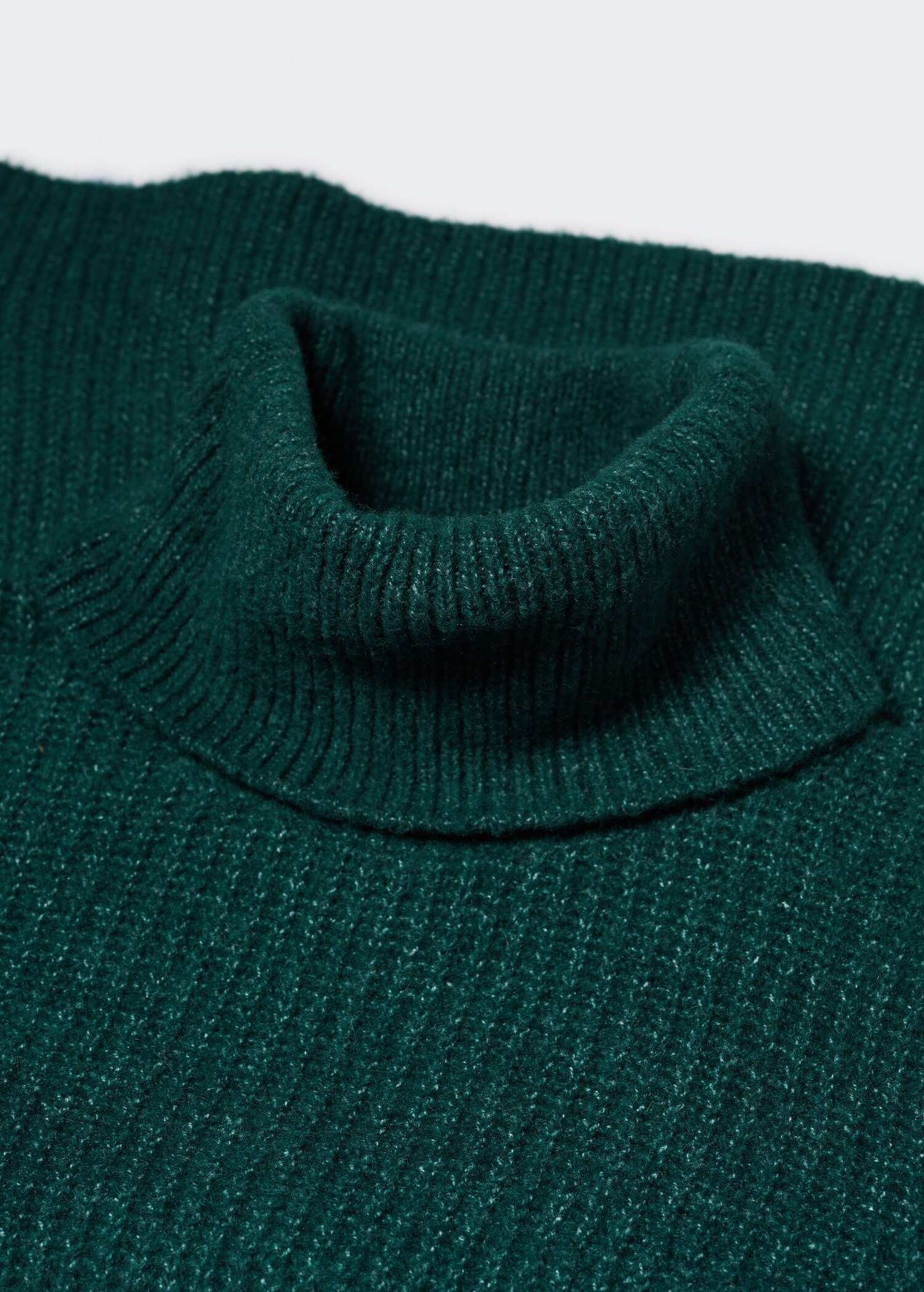 Turtle neck sweater - Details of the article 8