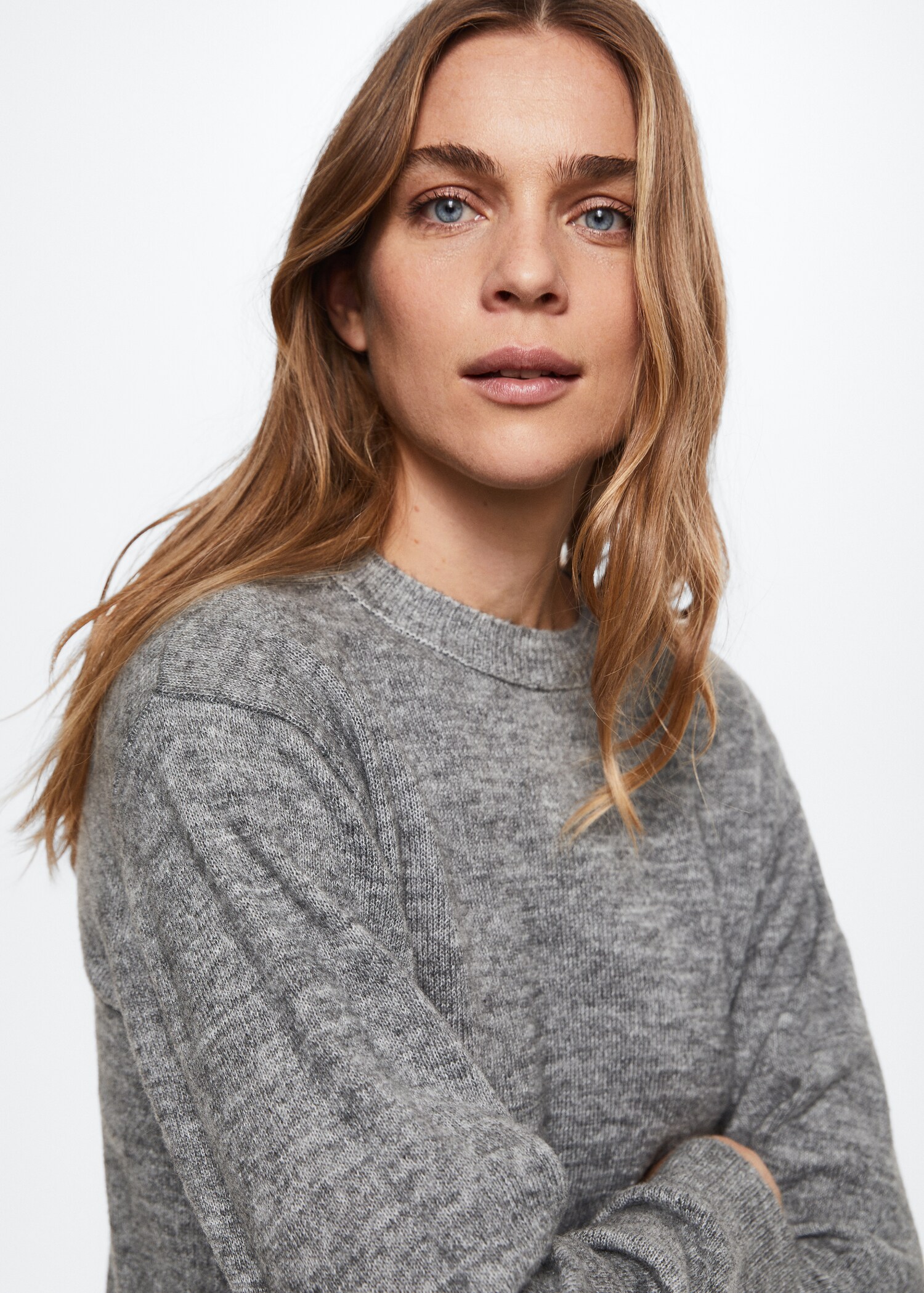 Wool-blend knit sweater - Details of the article 1