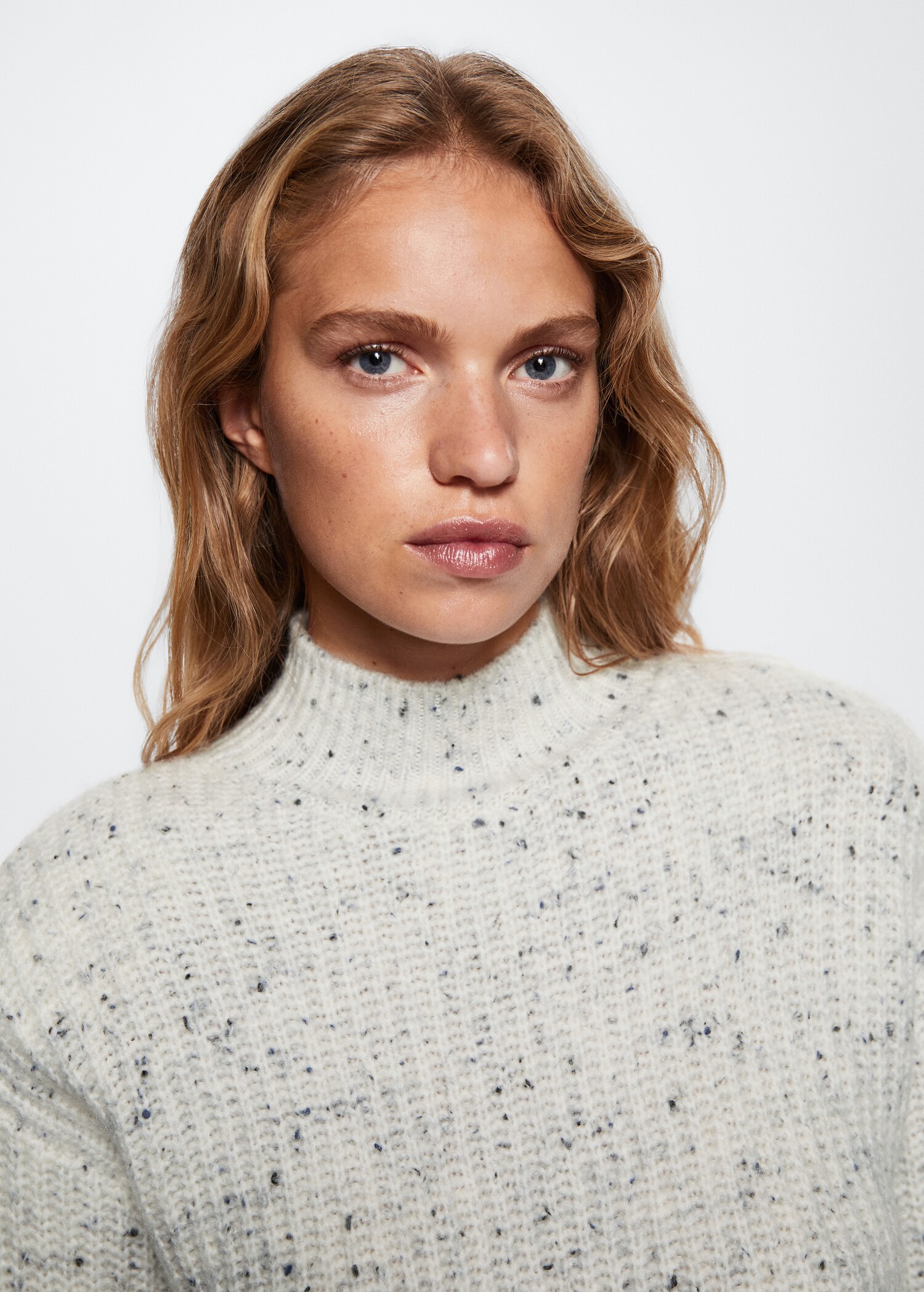 High collar ribbed knit  sweater - Details of the article 1