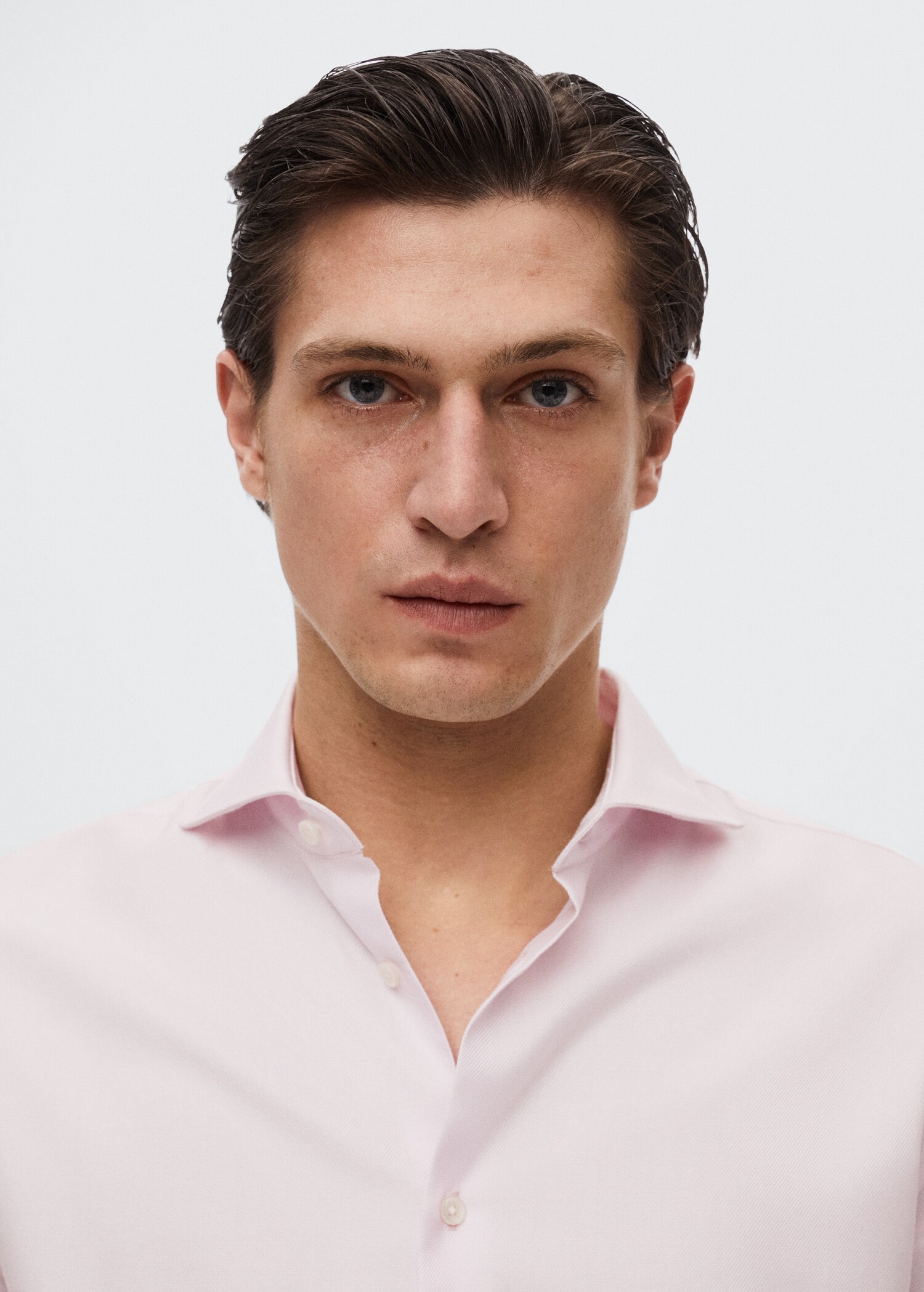 Strukturiertes Slim Fit-Anzugshemd - Detail des Artikels 1