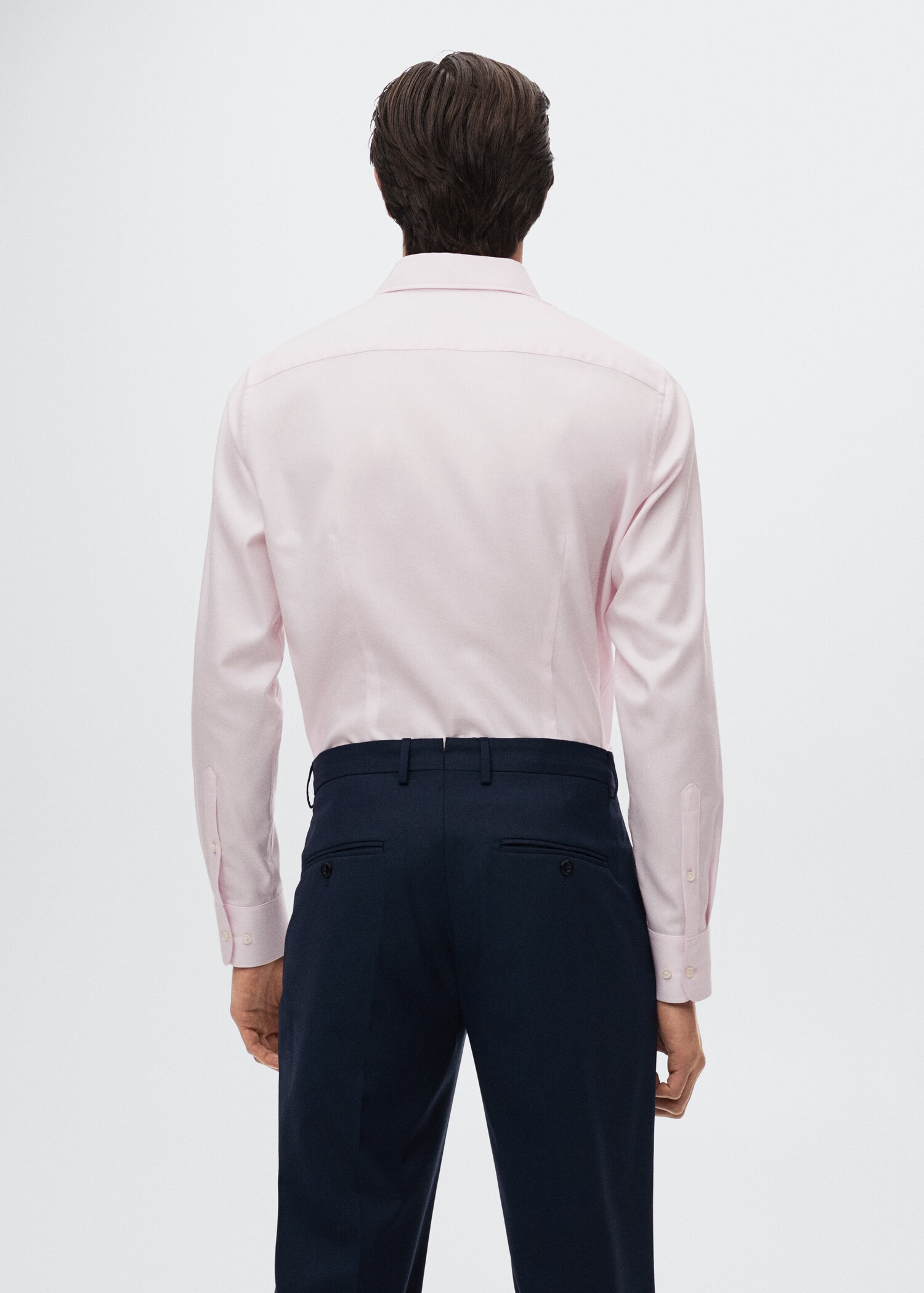 Strukturiertes Slim Fit-Anzugshemd - Rückseite des Artikels