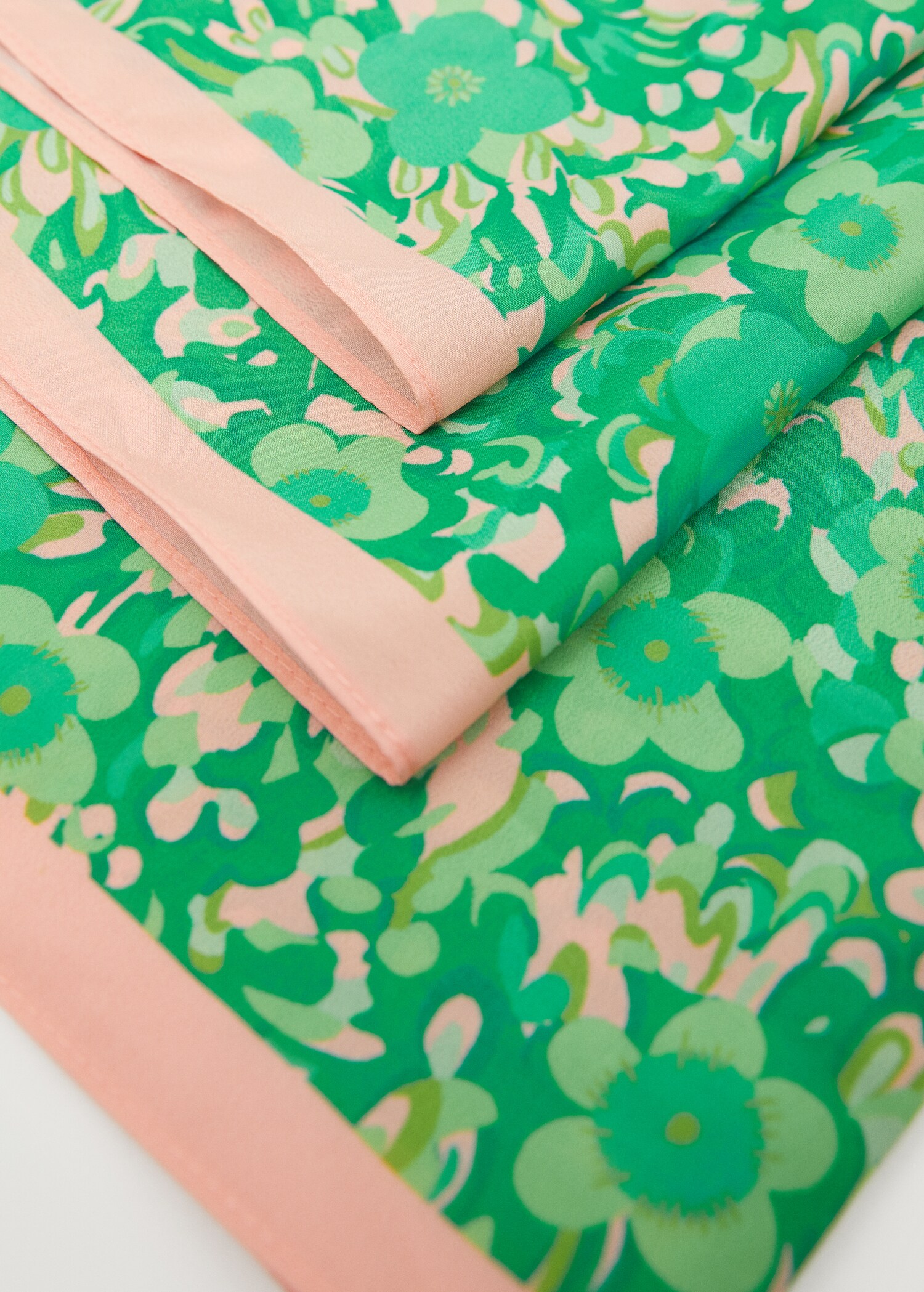 Foulard stampato fiori - Dettaglio dell'articolo 2