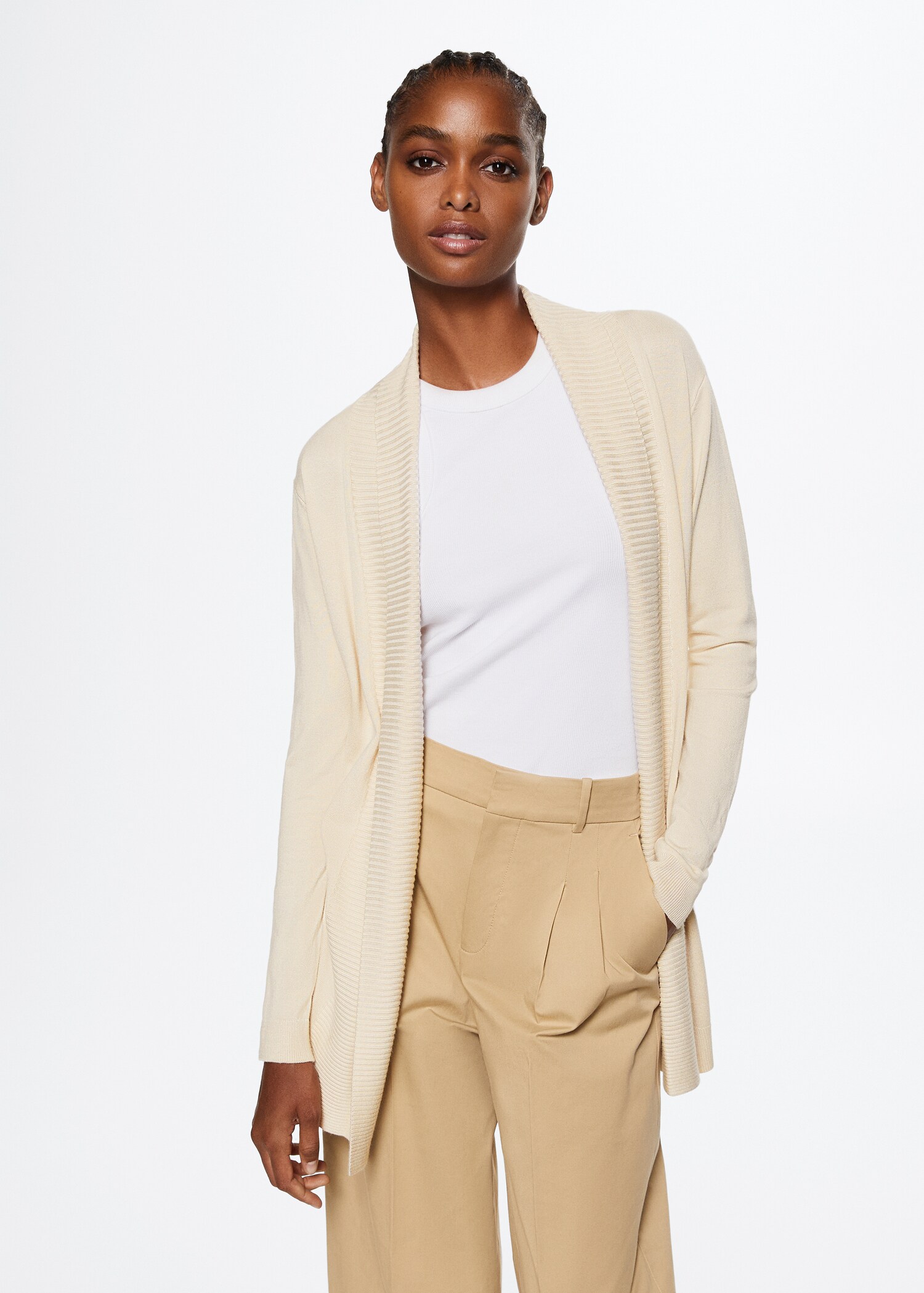 Cardigan maille fine - Plan moyen